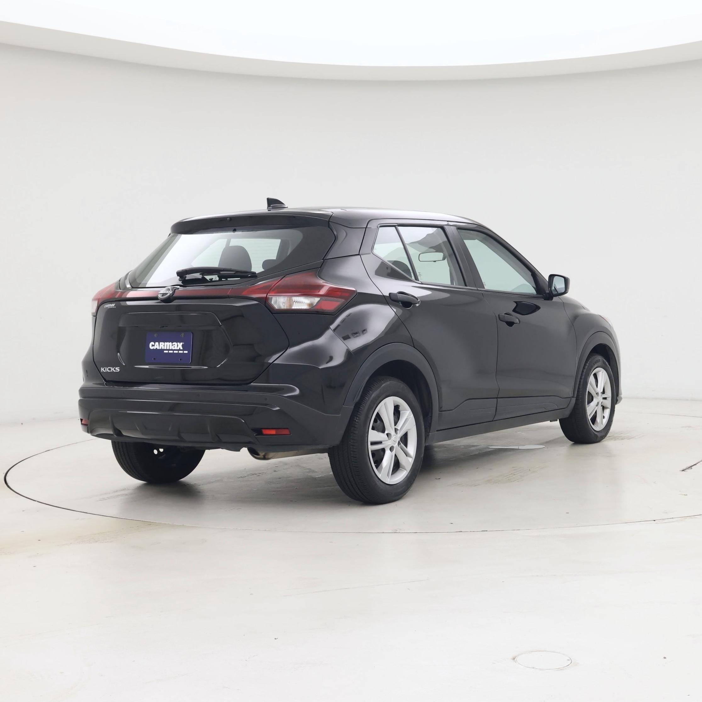 Thumbnail: 2024 Nissan Kicks - 8