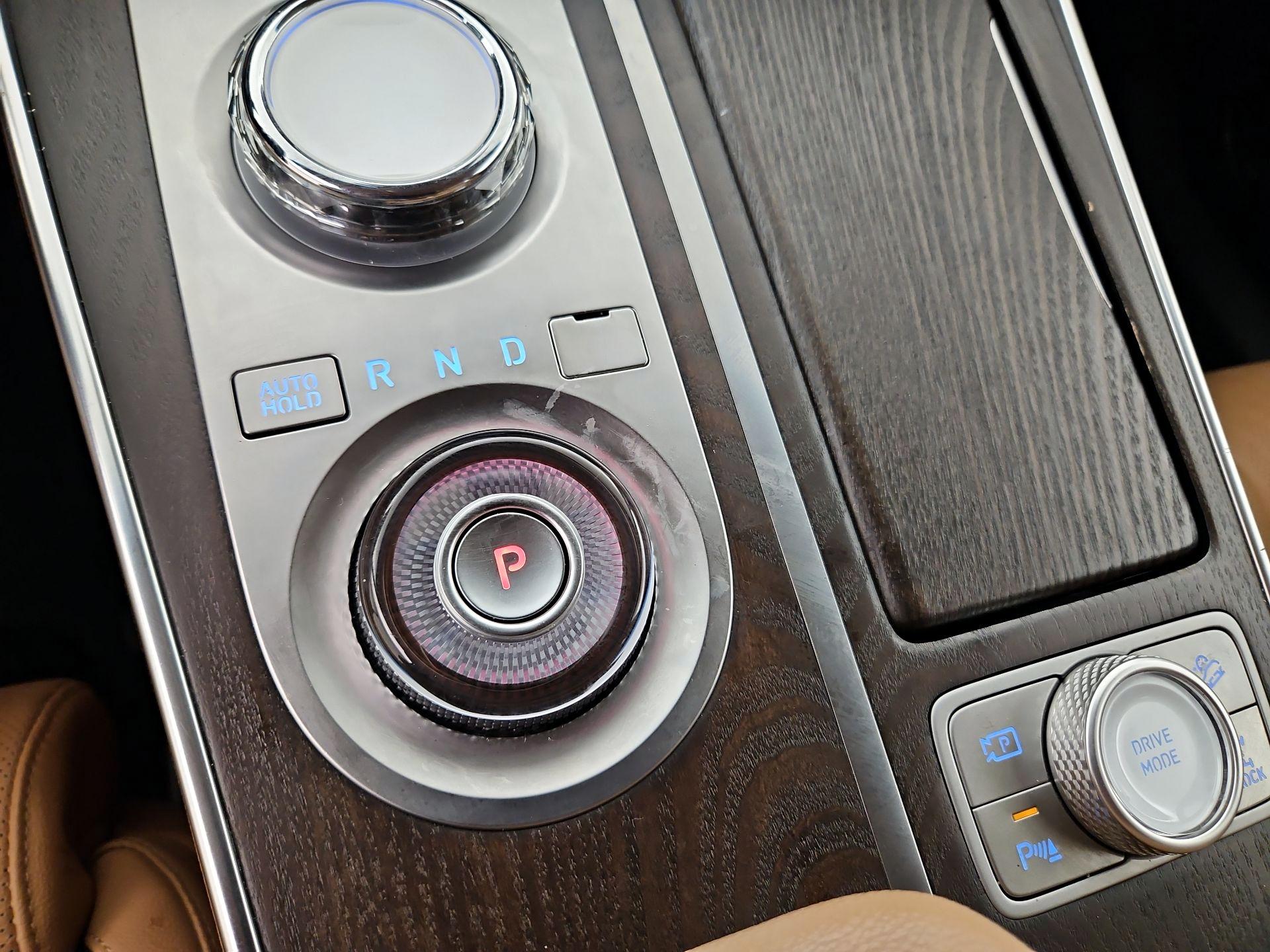 Thumbnail: 2023 Genesis GV80 - 18