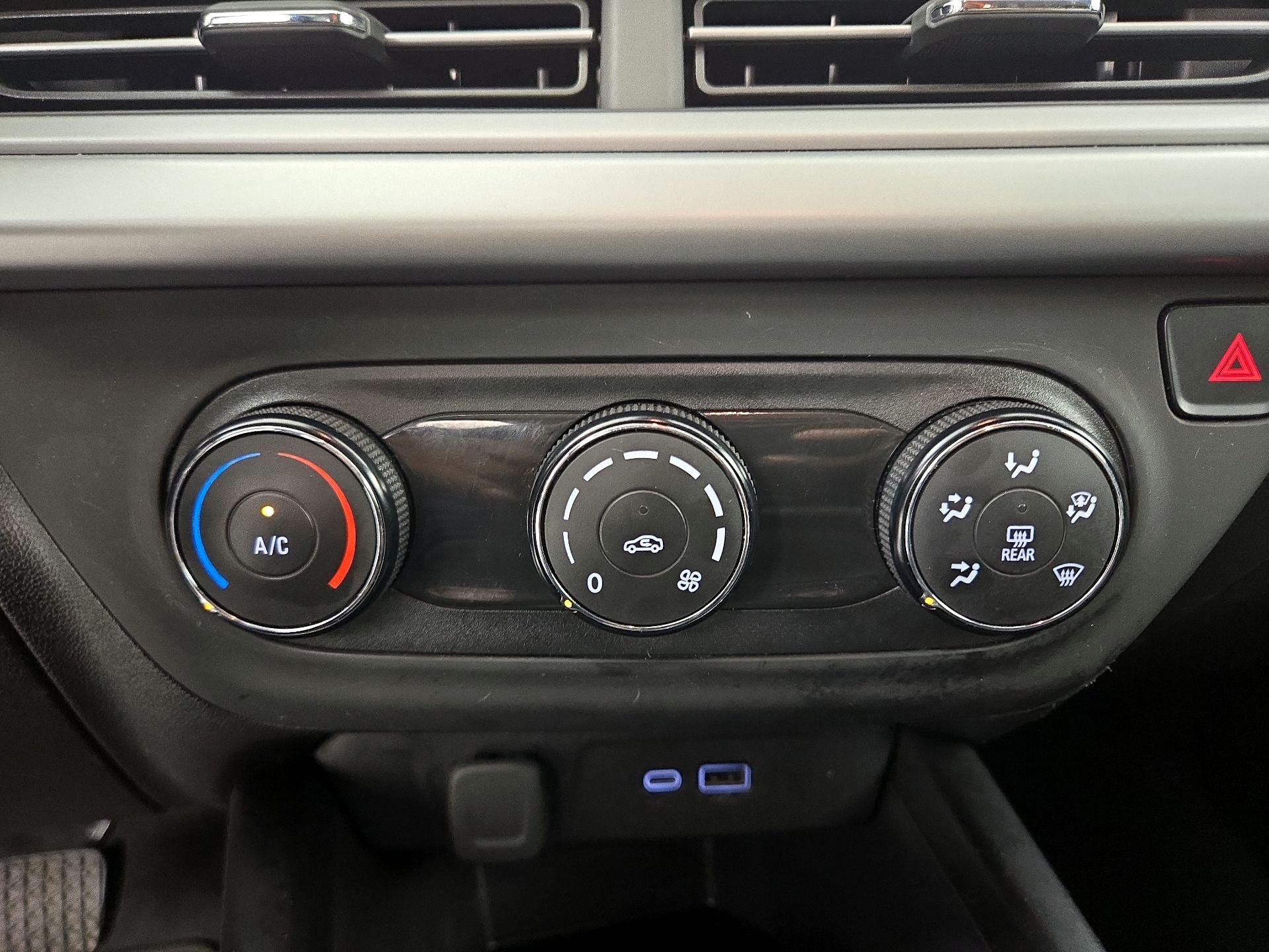 Thumbnail: 2024 Chevrolet Trax - 16