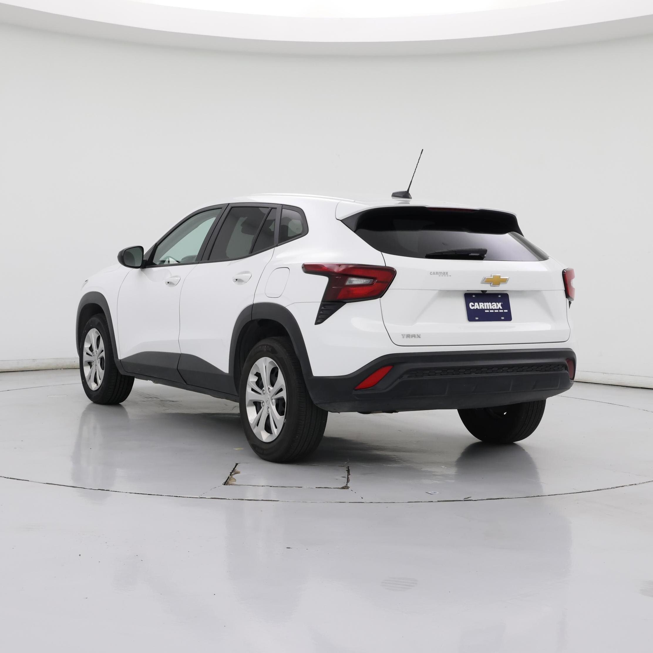 Thumbnail: 2024 Chevrolet Trax - 2