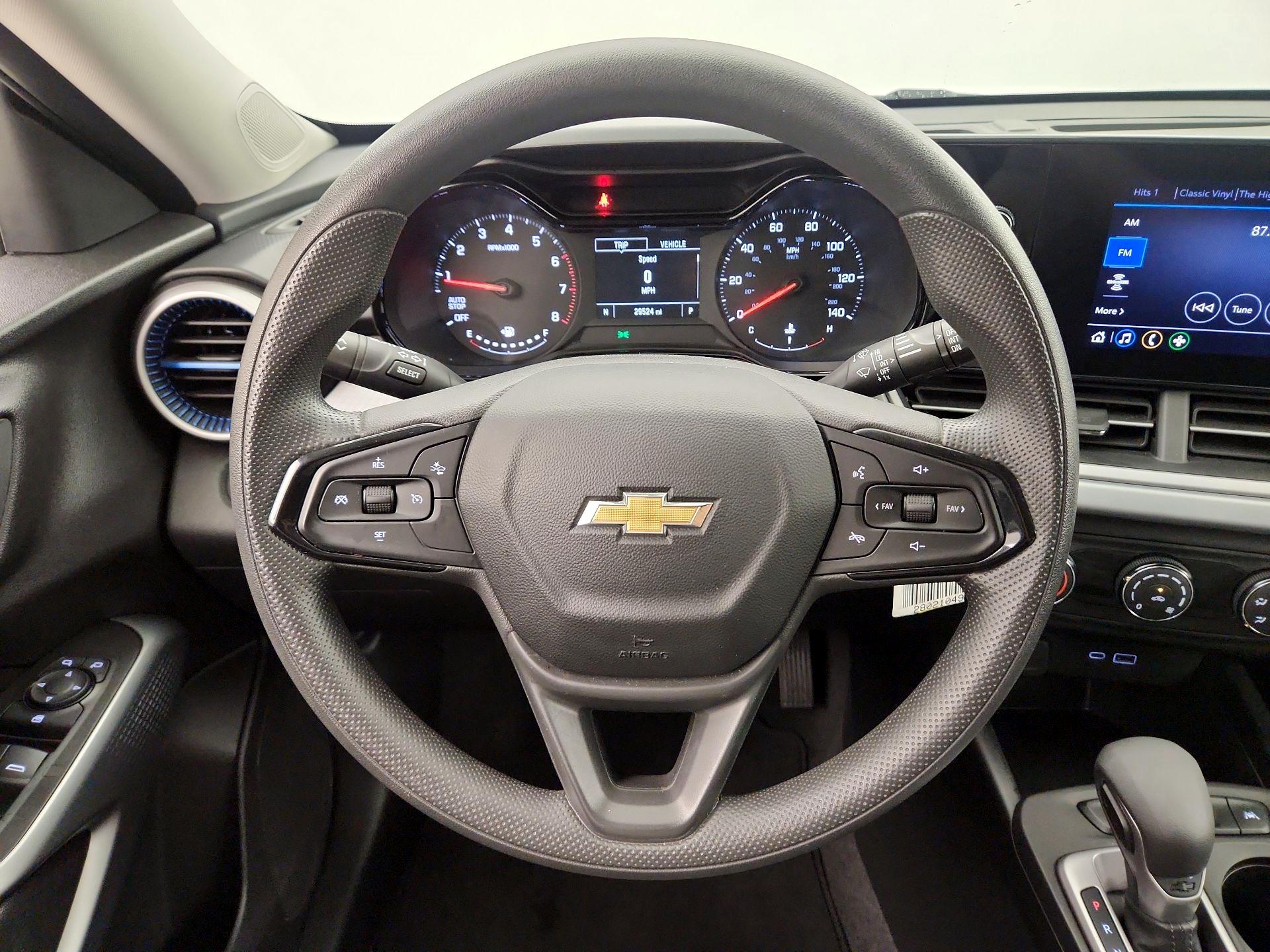 Thumbnail: 2024 Chevrolet Trax - 10