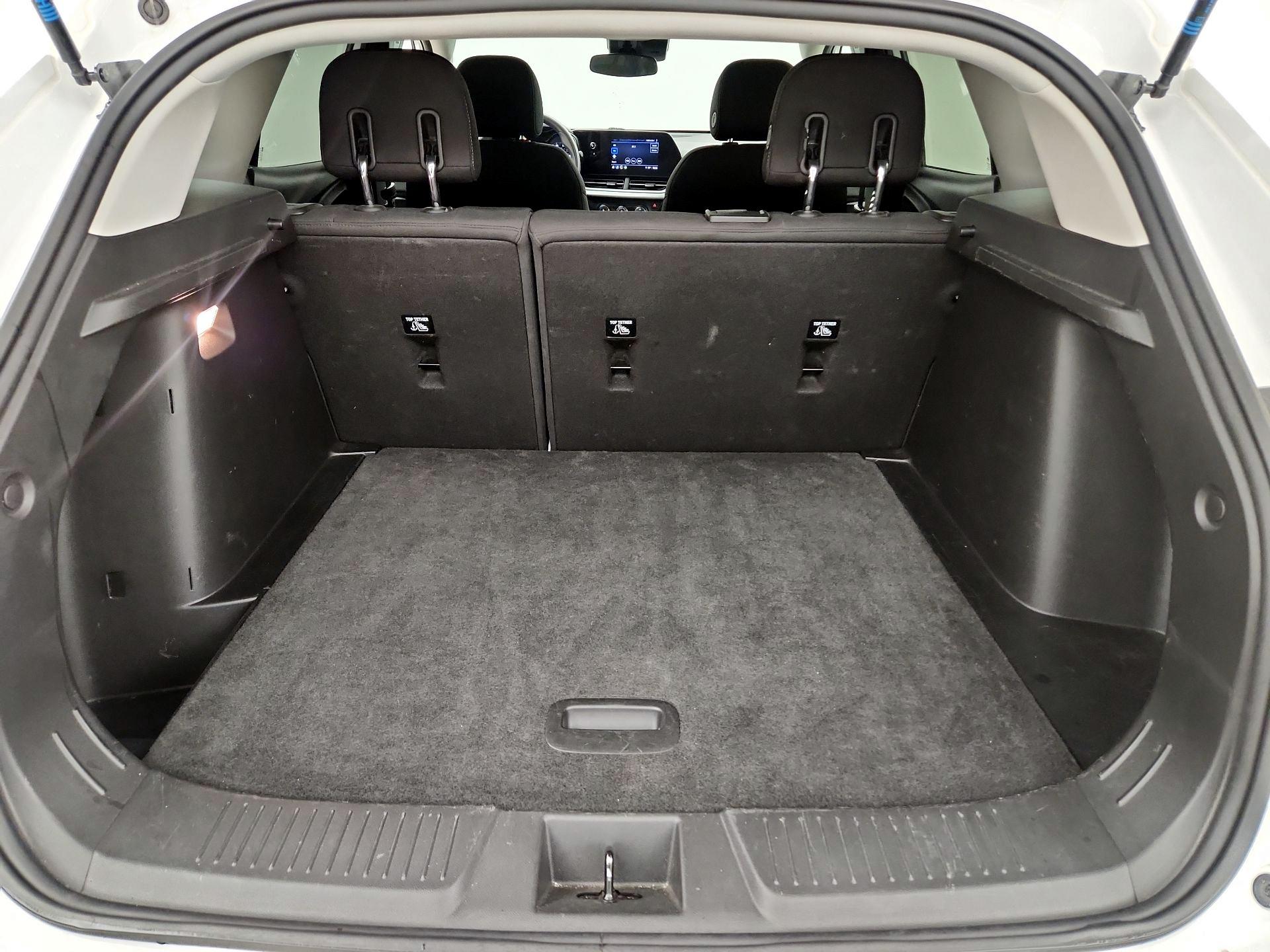 Thumbnail: 2024 Chevrolet Trax - 16