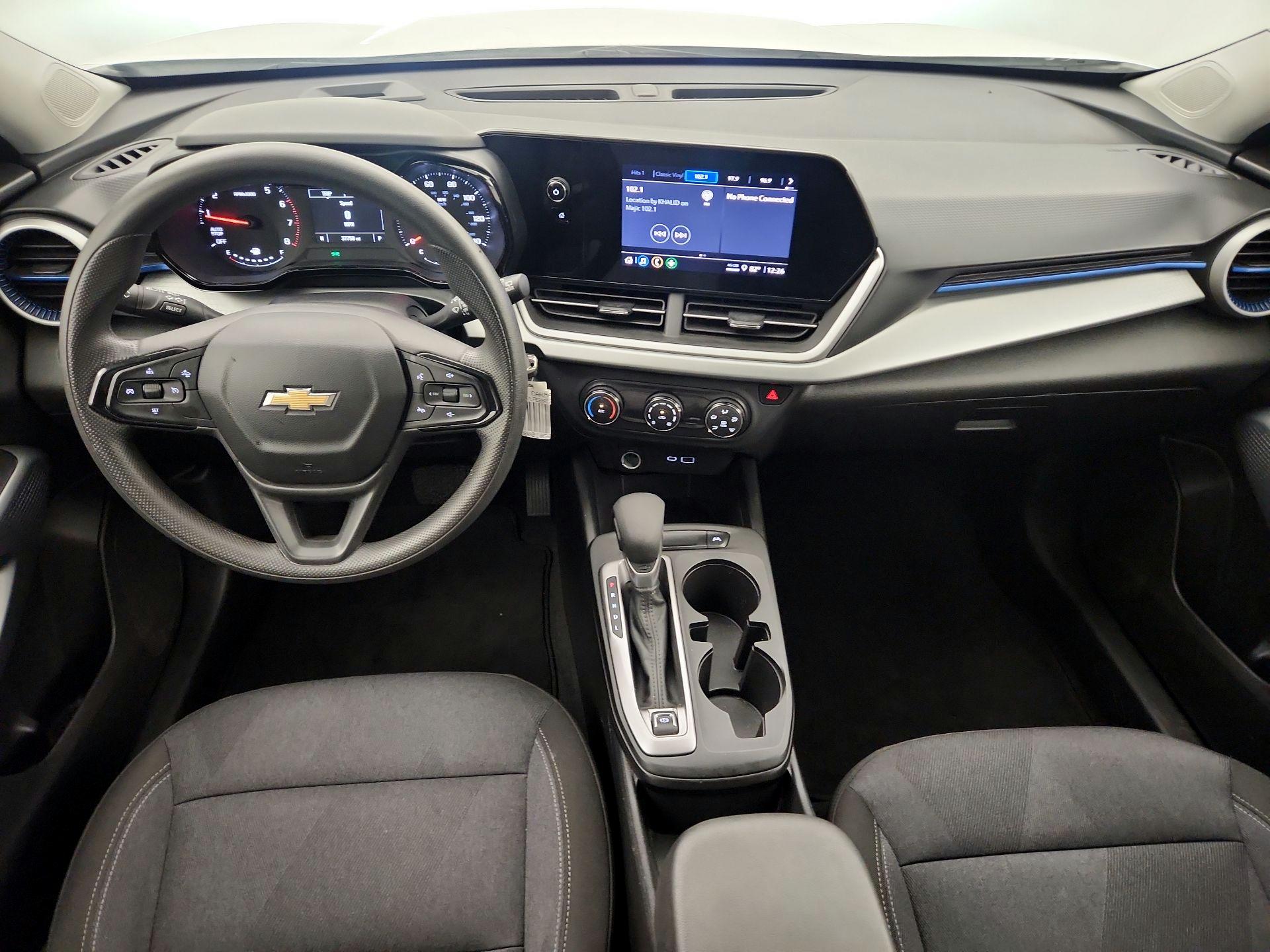 Thumbnail: 2024 Chevrolet Trax - 9