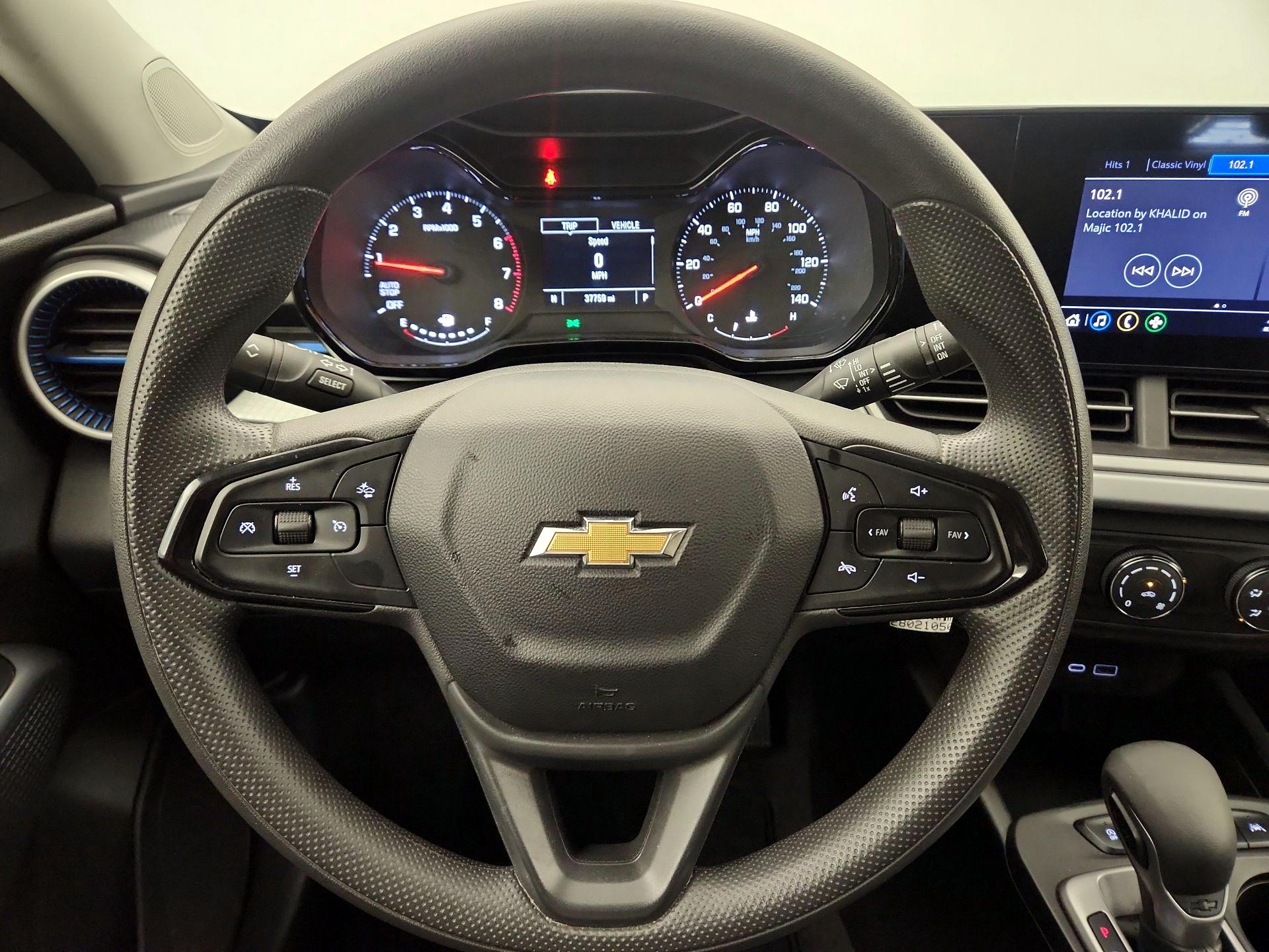 Thumbnail: 2024 Chevrolet Trax - 10