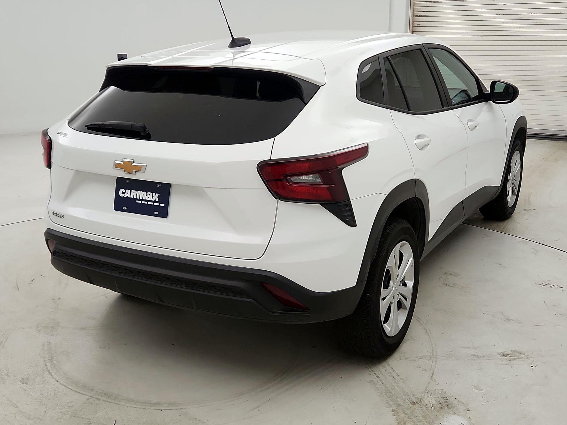 Thumbnail: 2024 Chevrolet Trax - 5