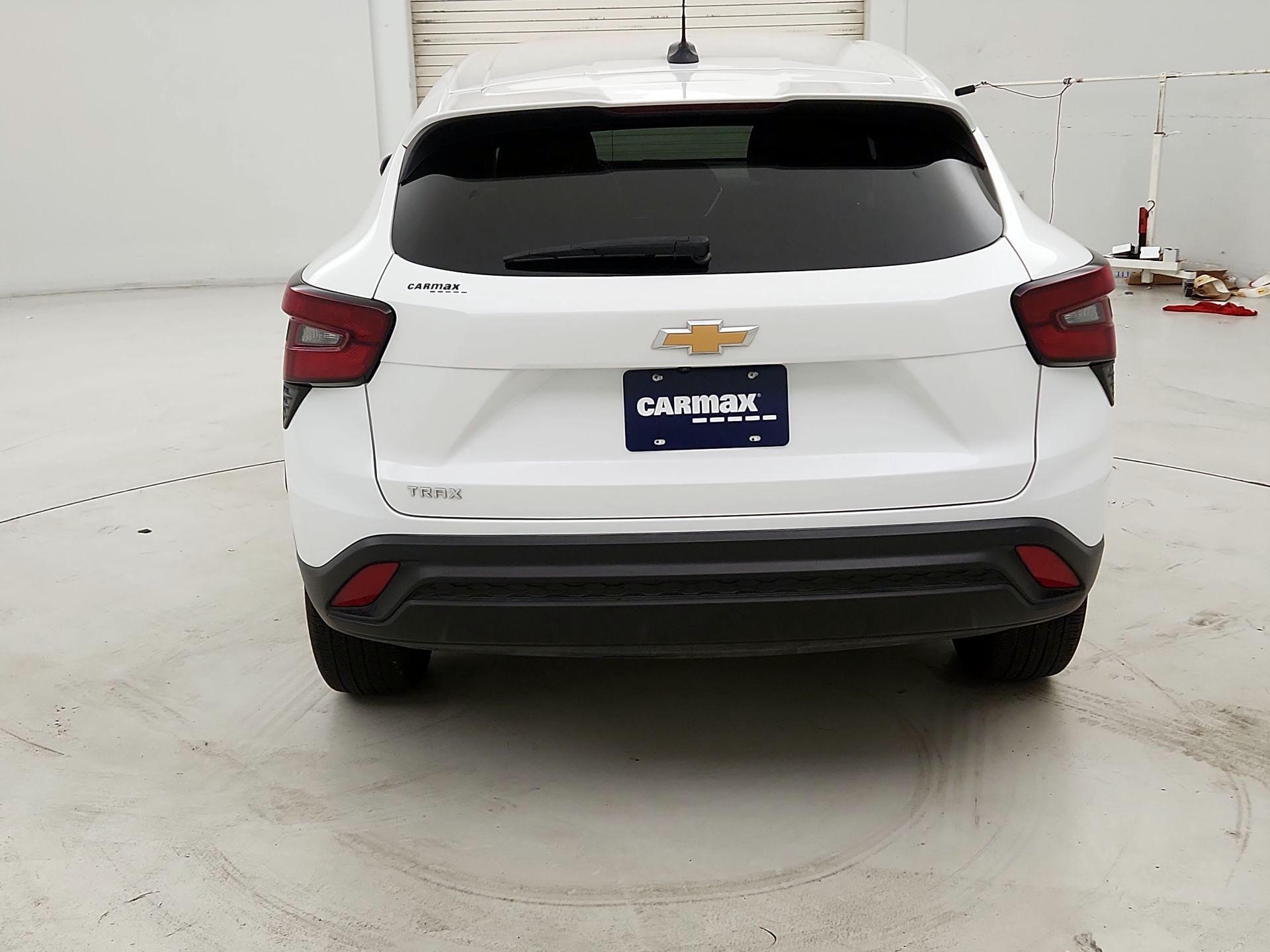Thumbnail: 2024 Chevrolet Trax - 6