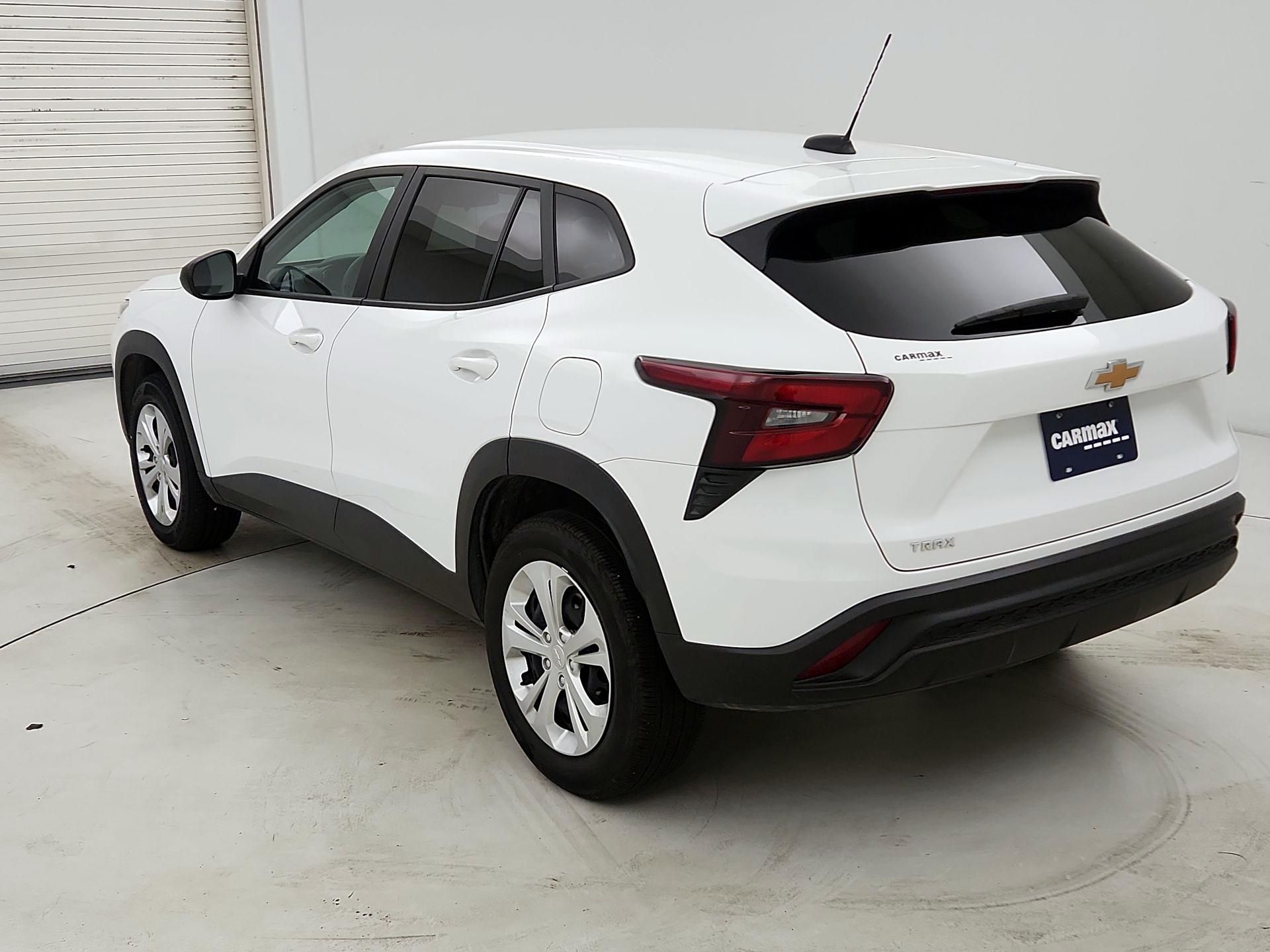 Thumbnail: 2024 Chevrolet Trax - 7