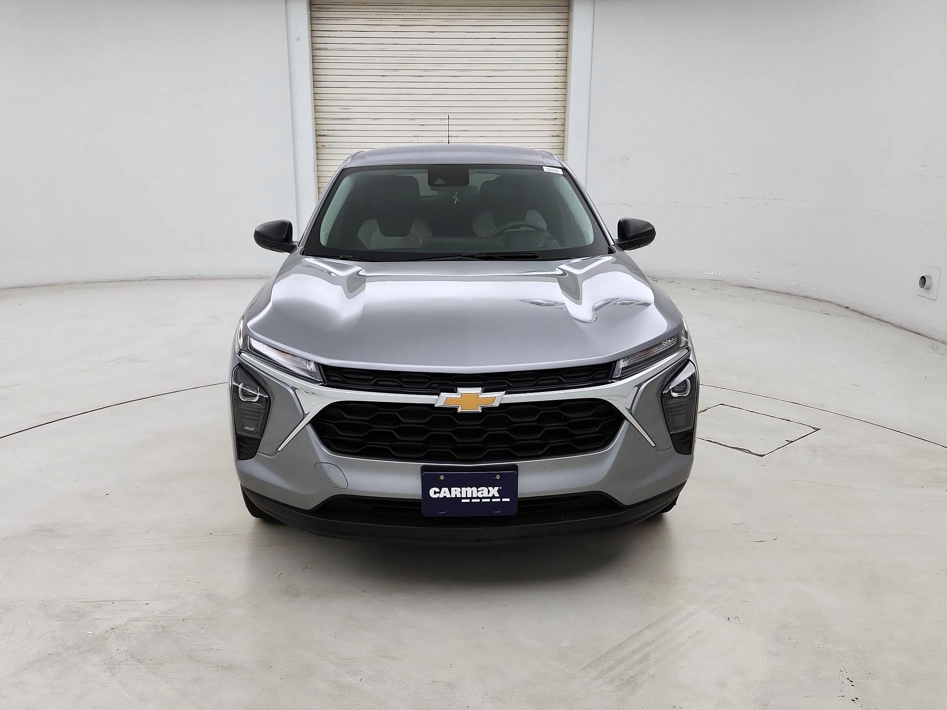 Thumbnail: 2024 Chevrolet Trax - 2