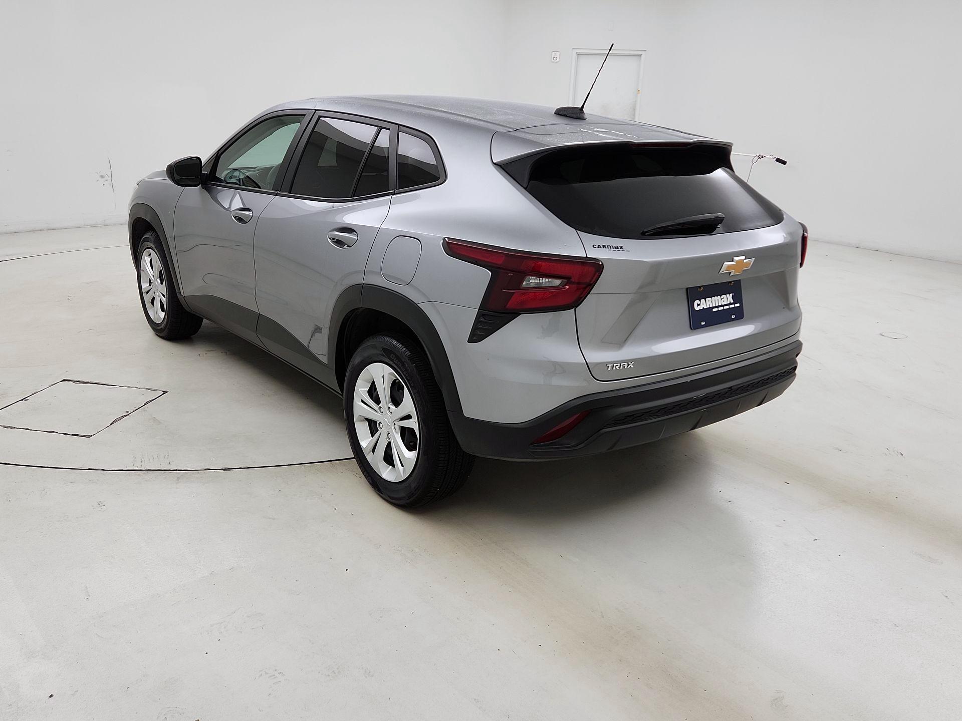 Thumbnail: 2024 Chevrolet Trax - 7