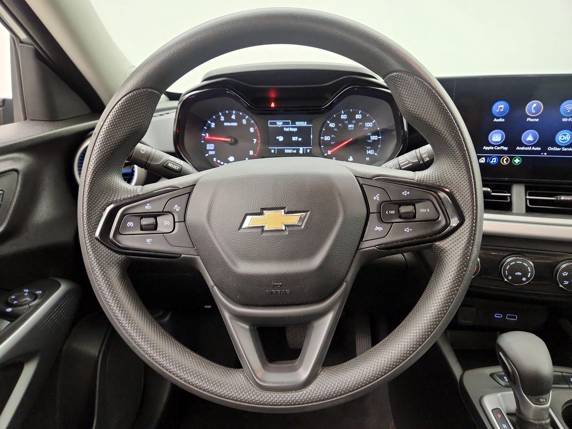 Thumbnail: 2024 Chevrolet Trax - 10