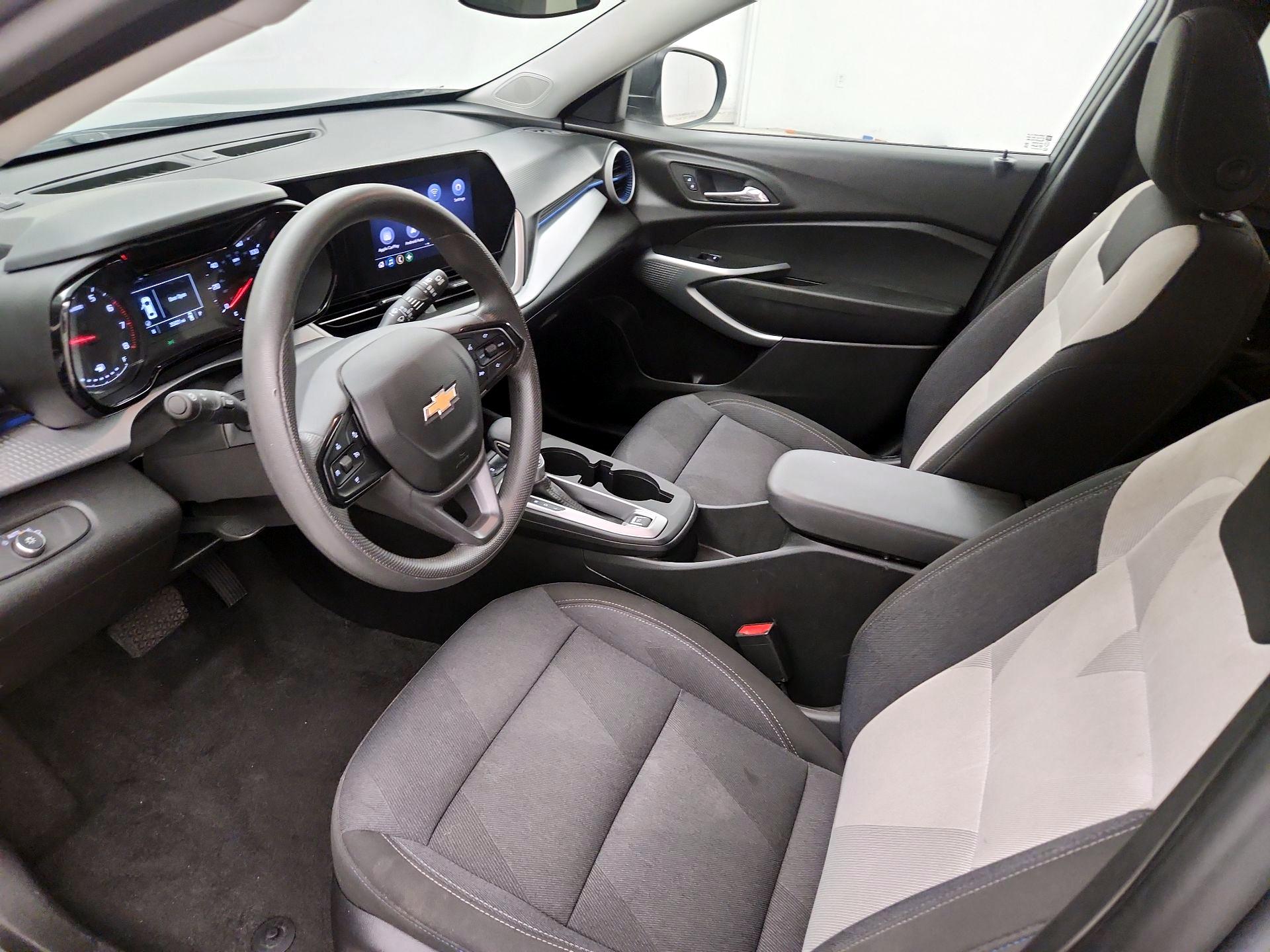 Thumbnail: 2024 Chevrolet Trax - 11