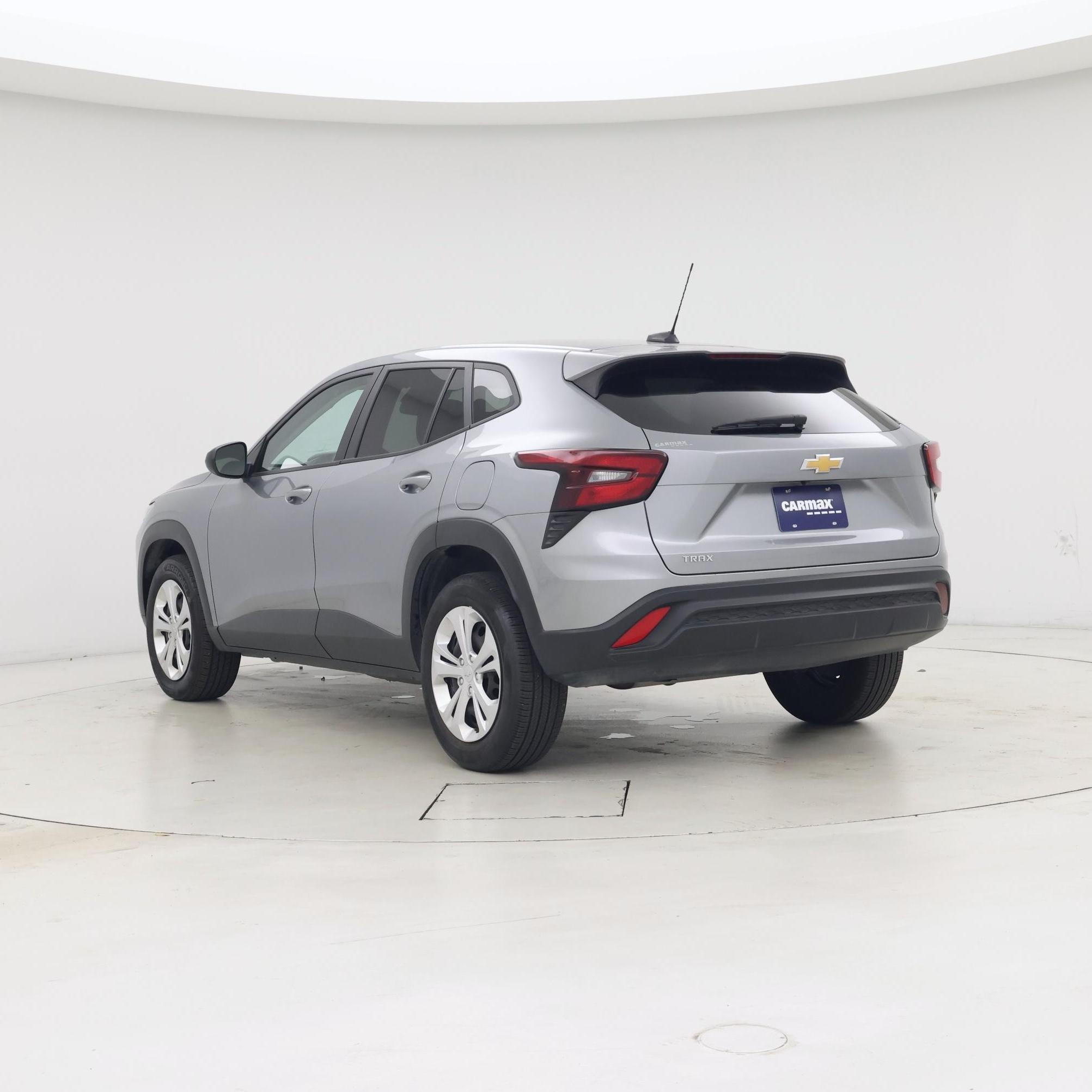 Thumbnail: 2024 Chevrolet Trax - 2