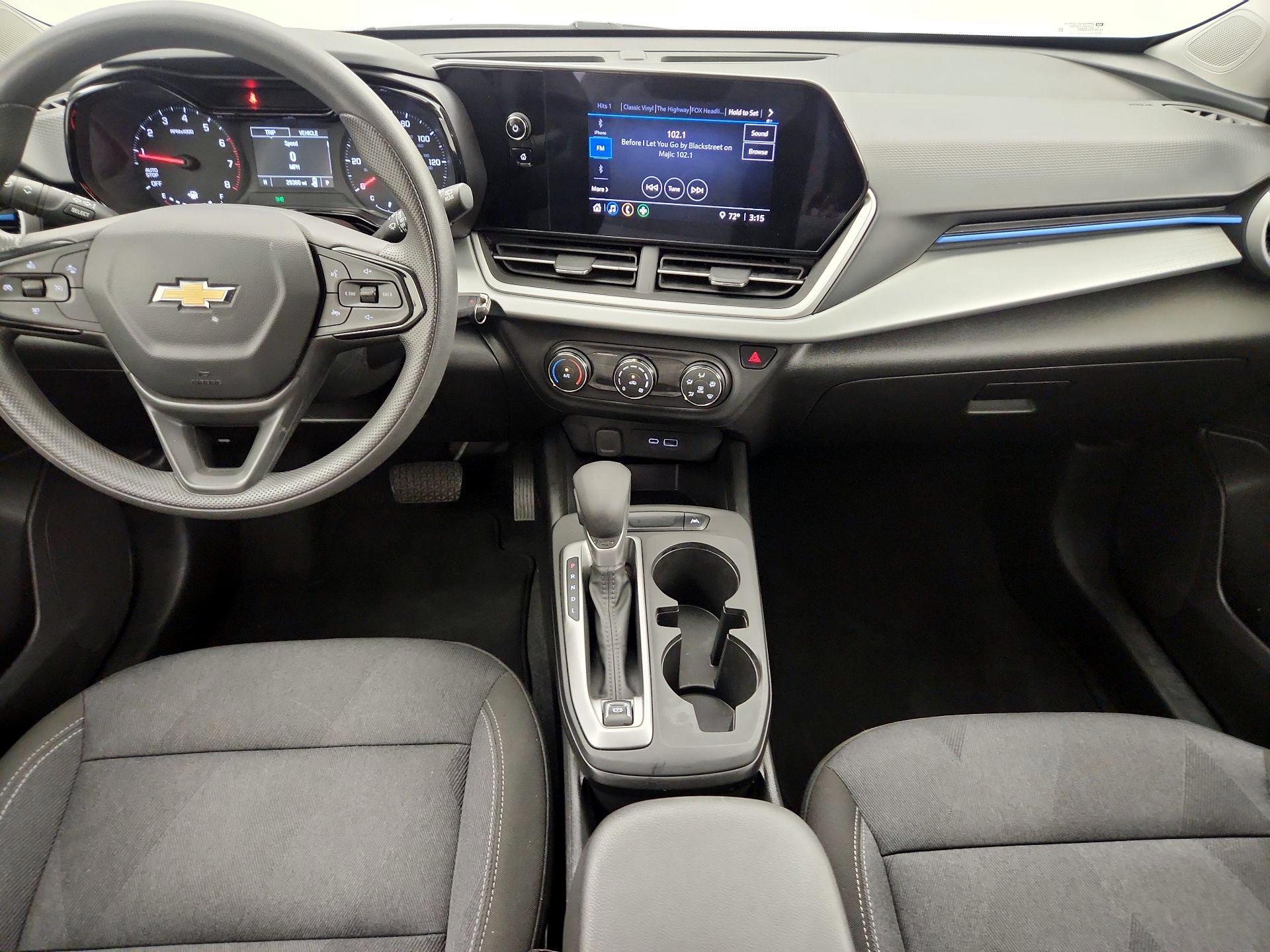 Thumbnail: 2024 Chevrolet Trax - 9