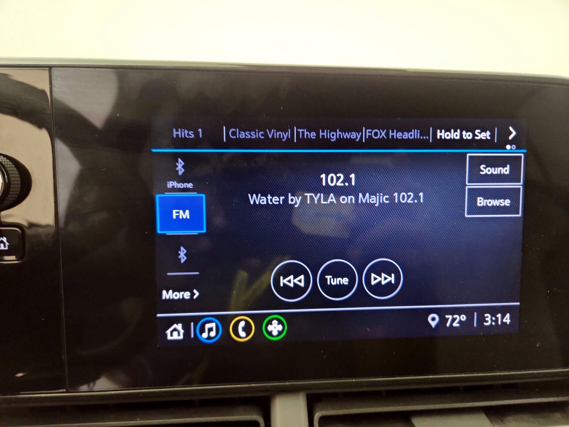 Thumbnail: 2024 Chevrolet Trax - 15