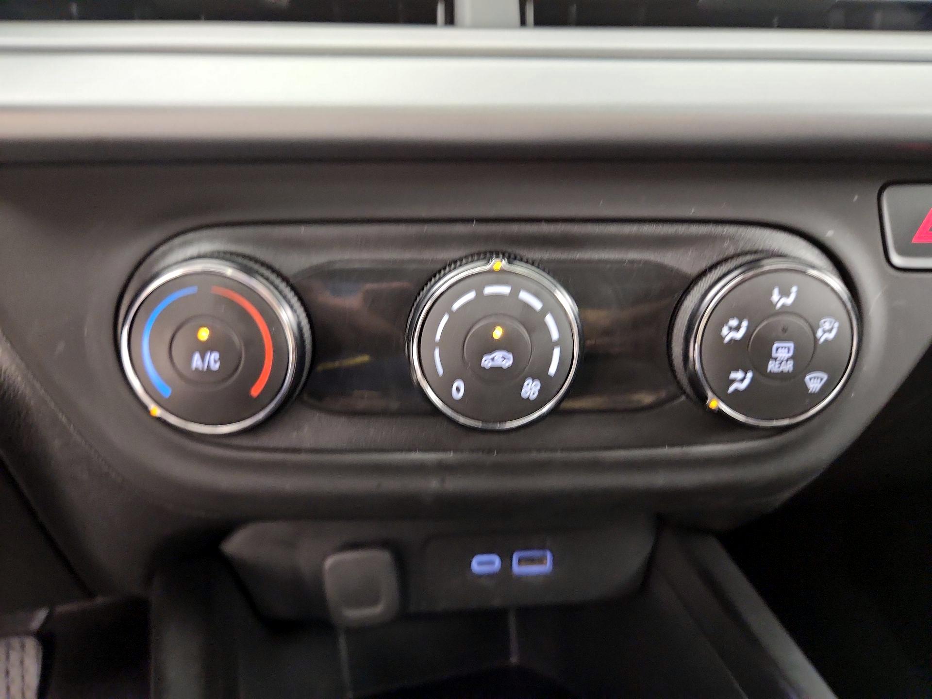 Thumbnail: 2024 Chevrolet Trax - 16