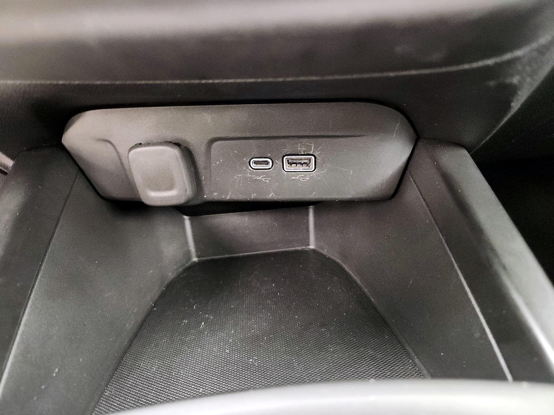 Thumbnail: 2024 Chevrolet Trax - 18