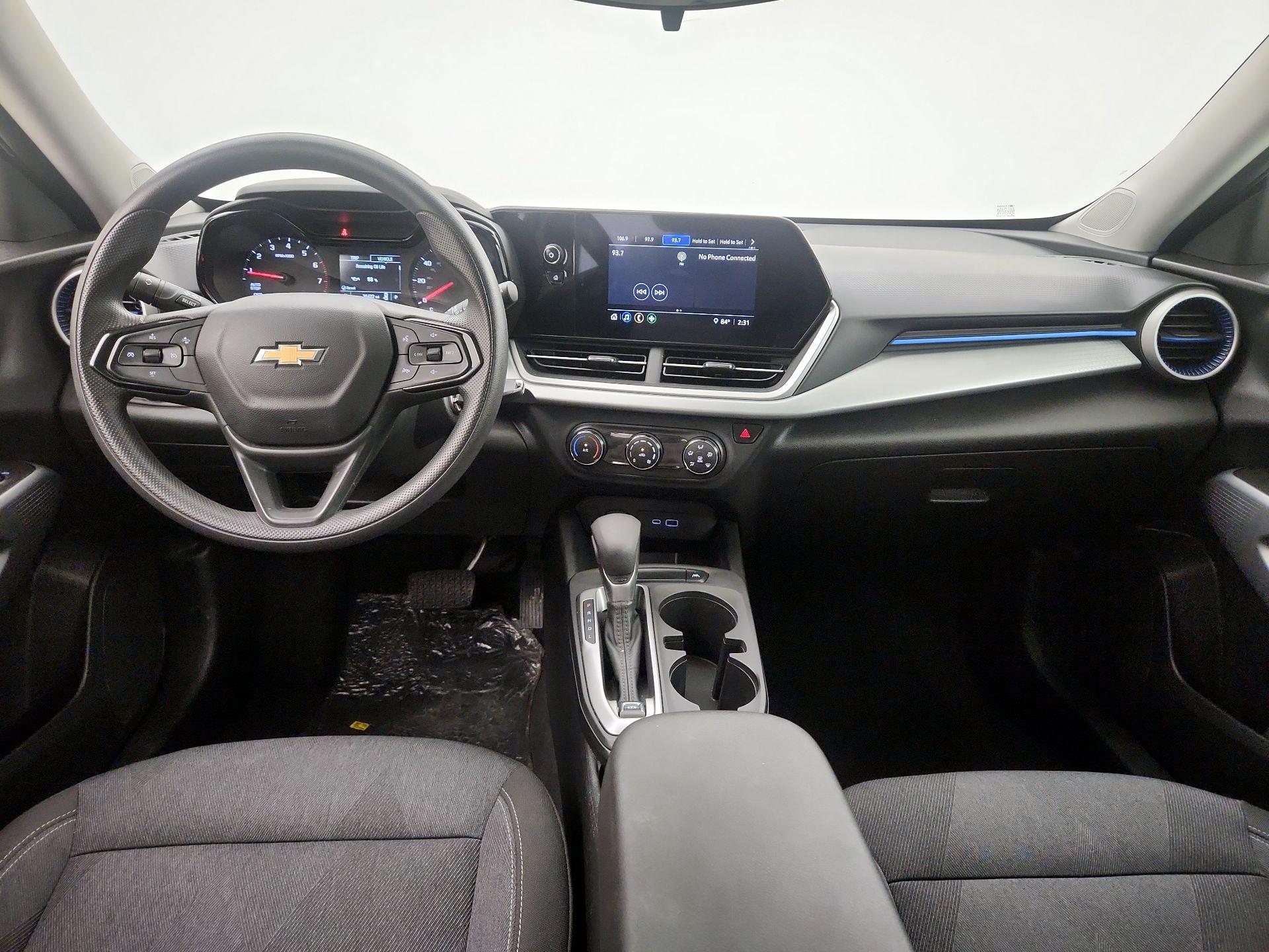 Thumbnail: 2024 Chevrolet Trax - 9