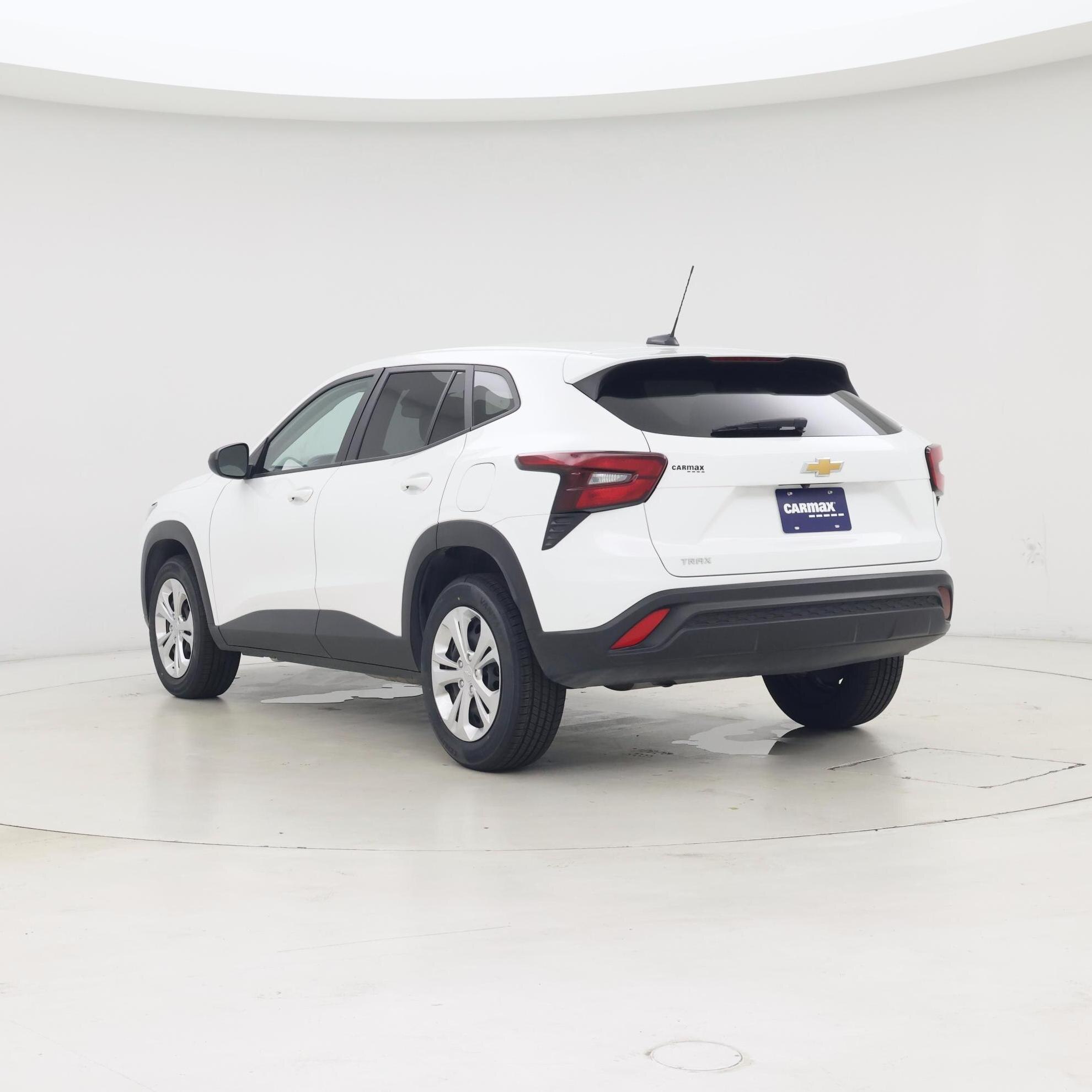 Thumbnail: 2024 Chevrolet Trax - 2