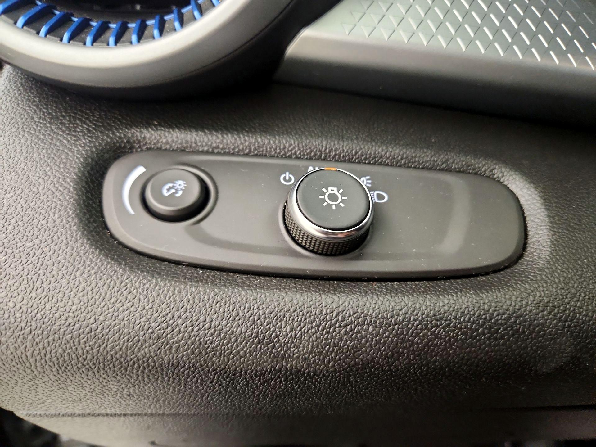 Thumbnail: 2024 Chevrolet Trax - 13