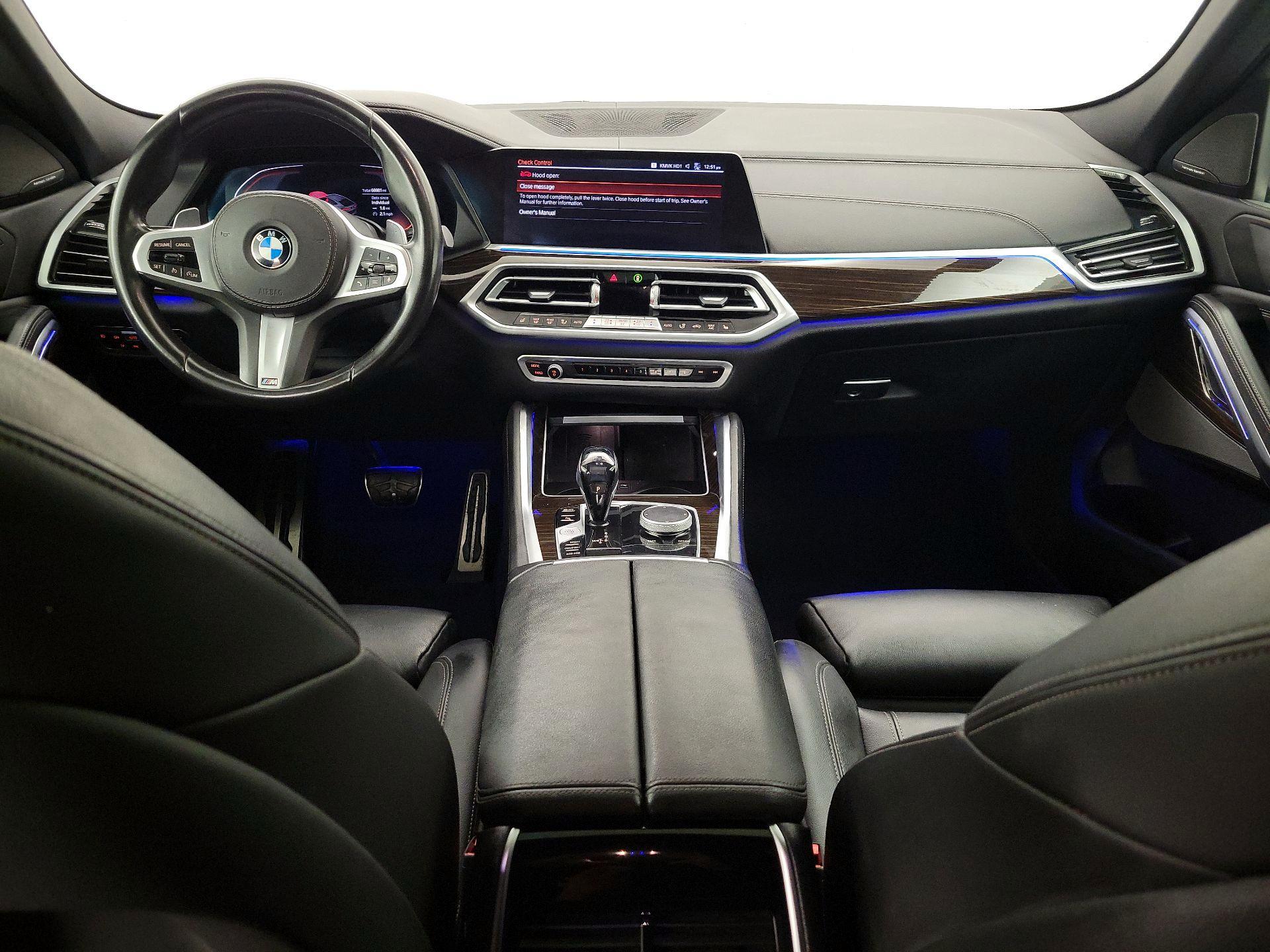 Thumbnail: 2021 BMW X6 - 9