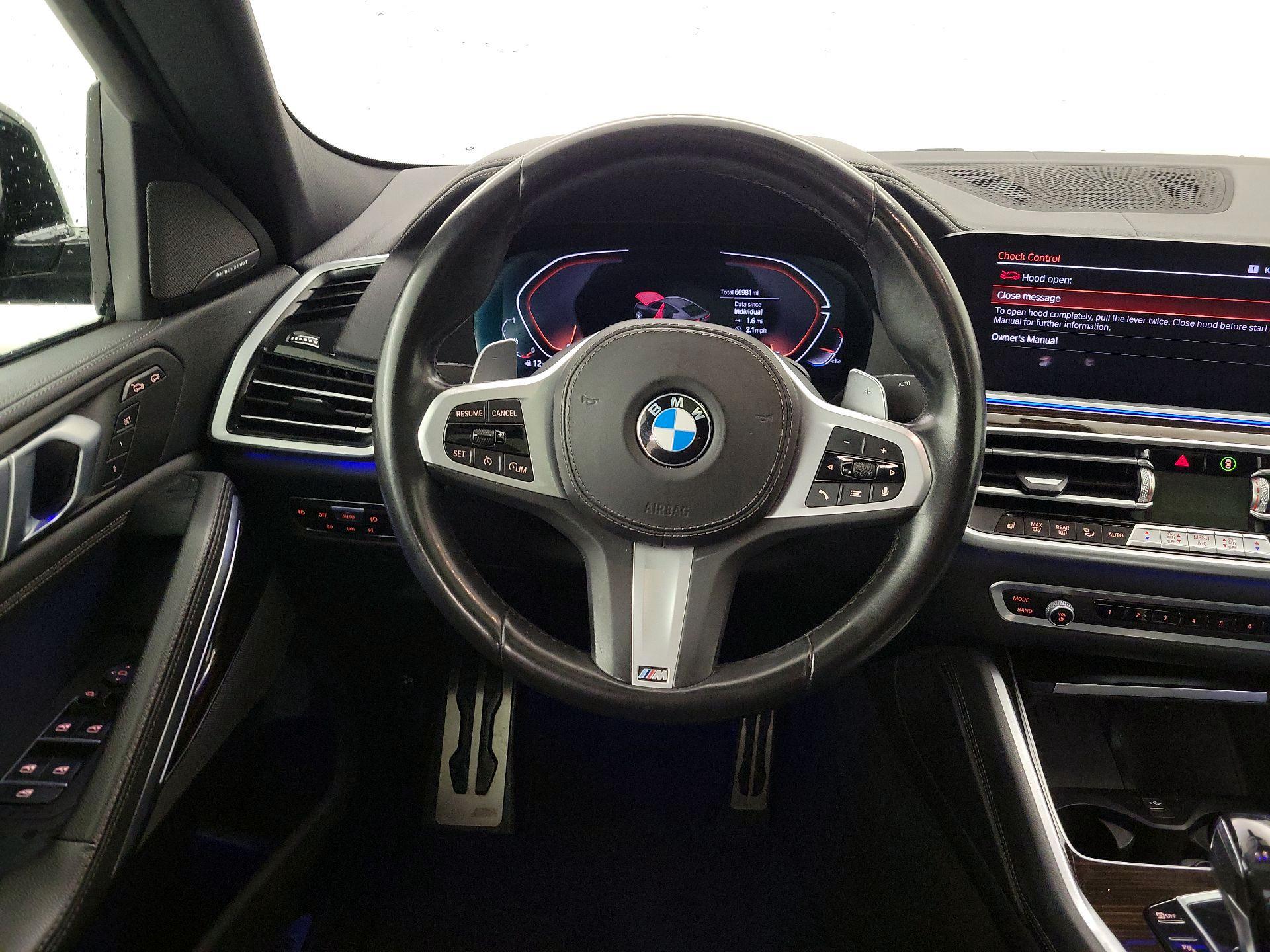 Thumbnail: 2021 BMW X6 - 10