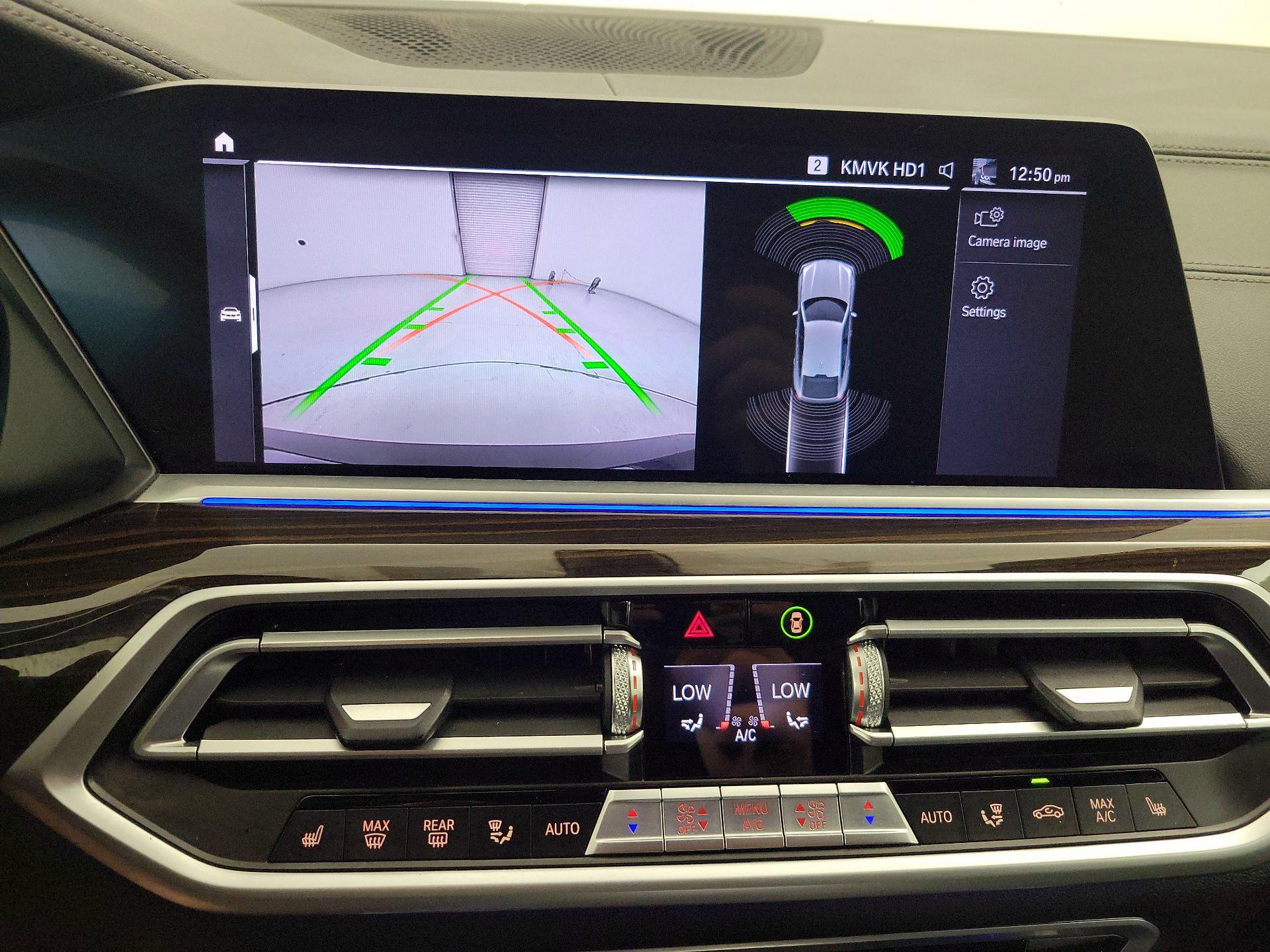 Thumbnail: 2021 BMW X6 - 14