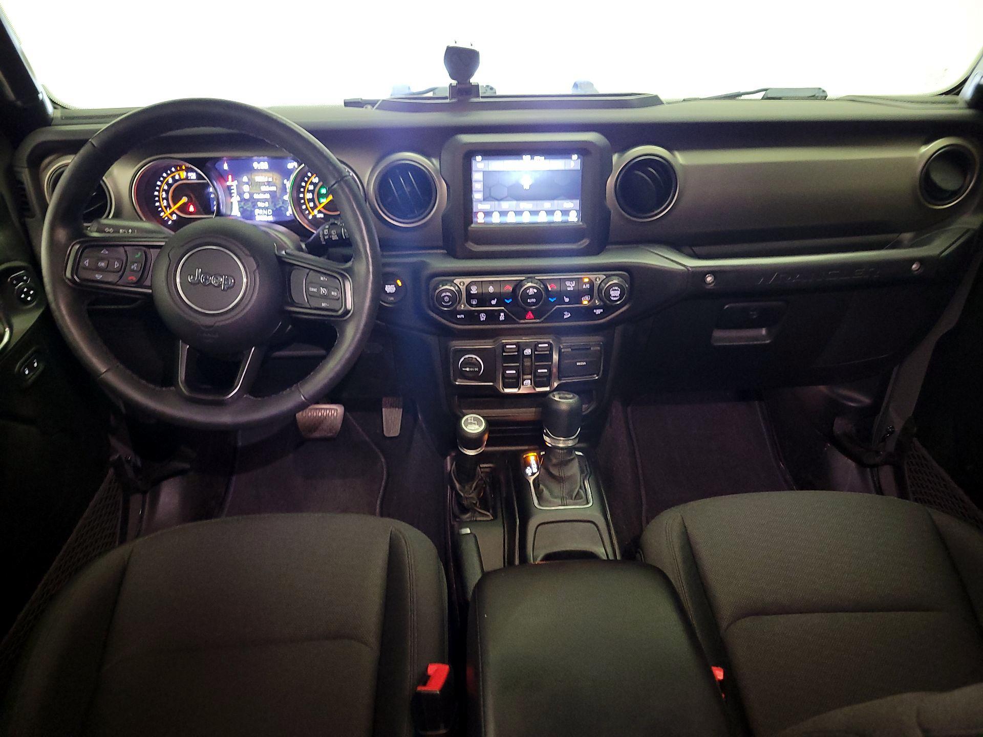Thumbnail: 2021 Jeep Wrangler - 9