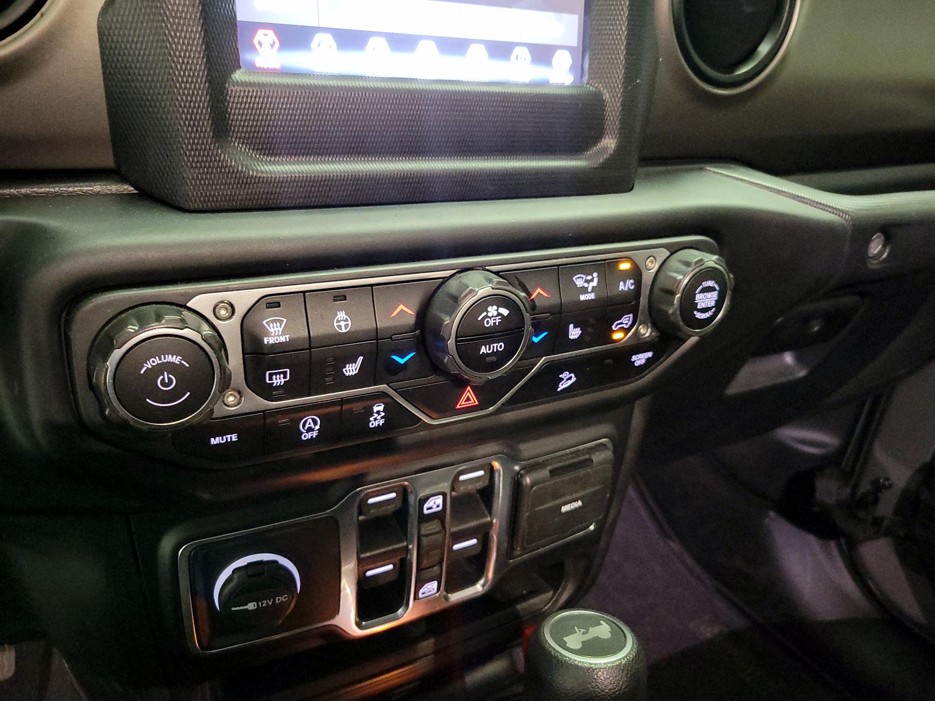 Thumbnail: 2021 Jeep Wrangler - 16