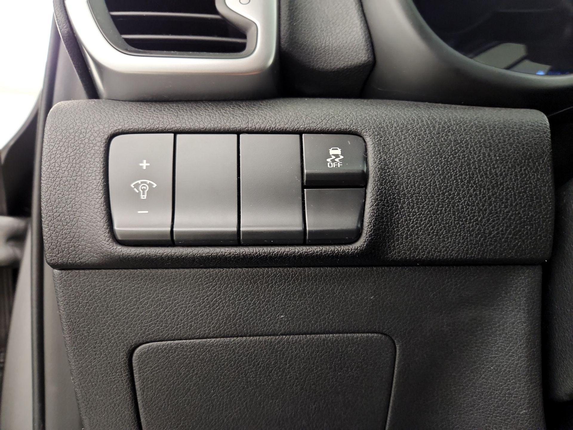 Thumbnail: 2019 Kia Sportage - 13