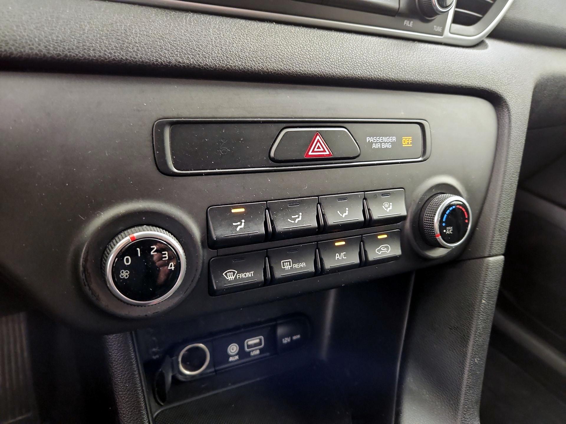 Thumbnail: 2019 Kia Sportage - 16