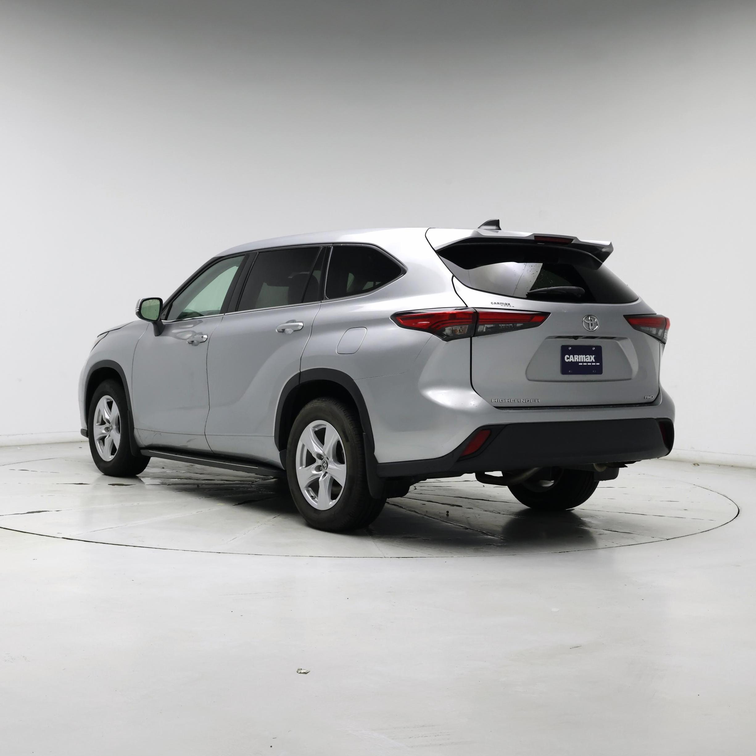 Thumbnail: 2022 Toyota Highlander - 2