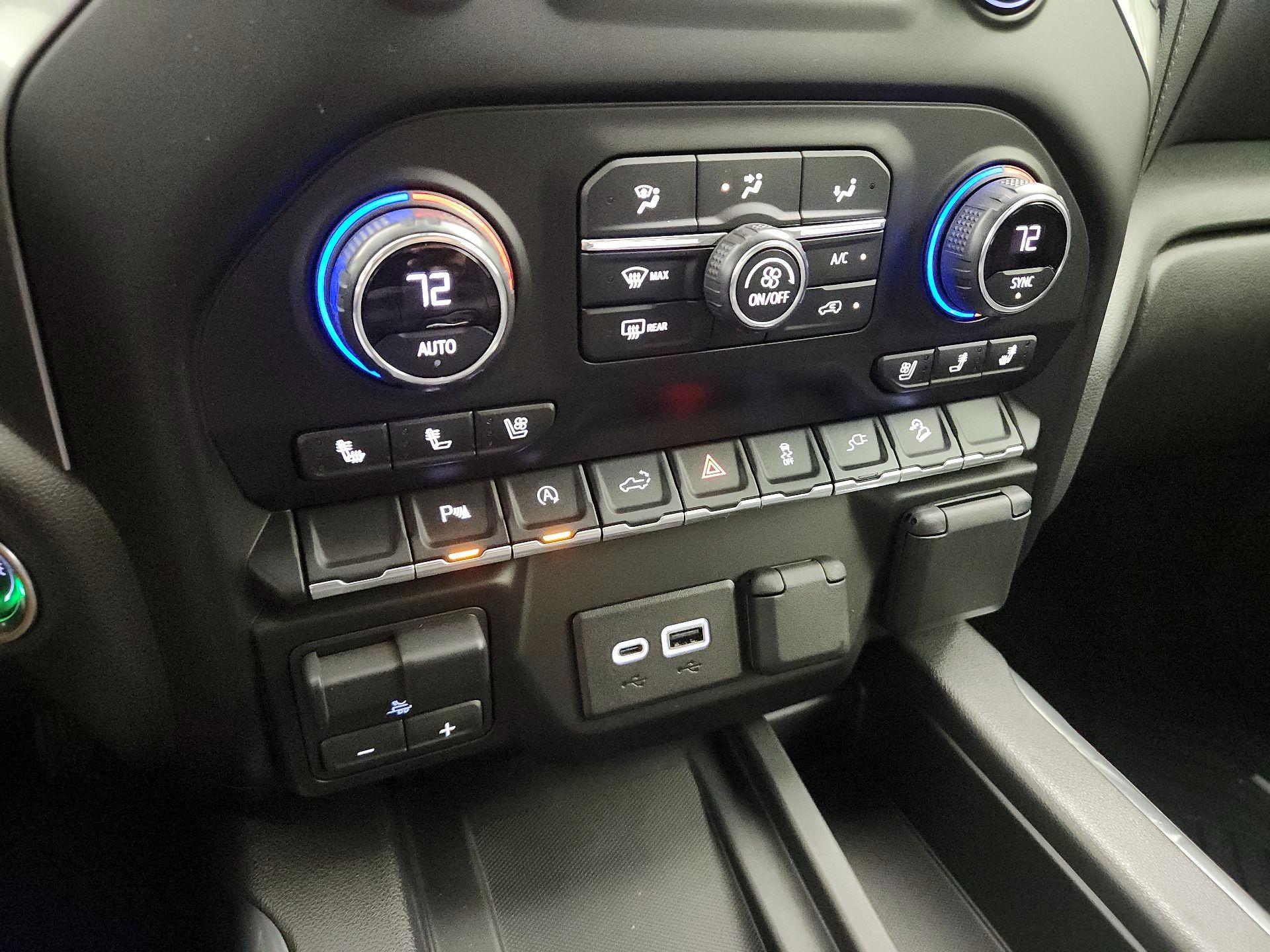 Thumbnail: 2020 Chevrolet Silverado 1500 - 17