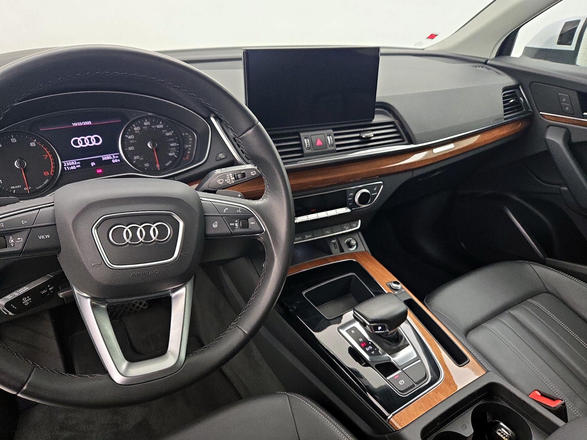 Thumbnail: 2023 Audi Q5 - 9