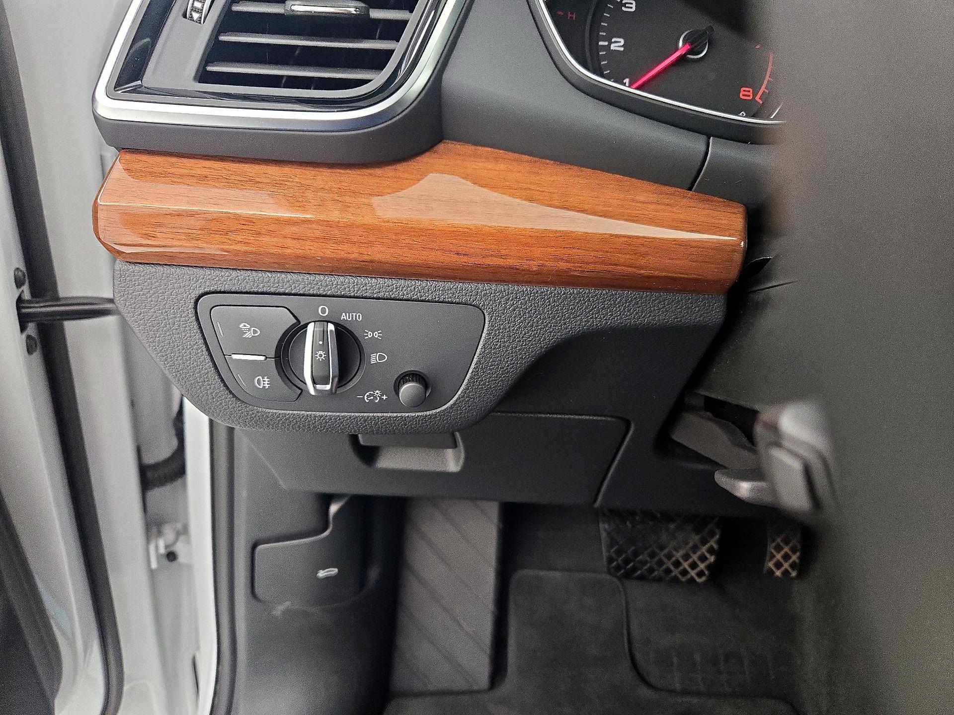 Thumbnail: 2023 Audi Q5 - 13