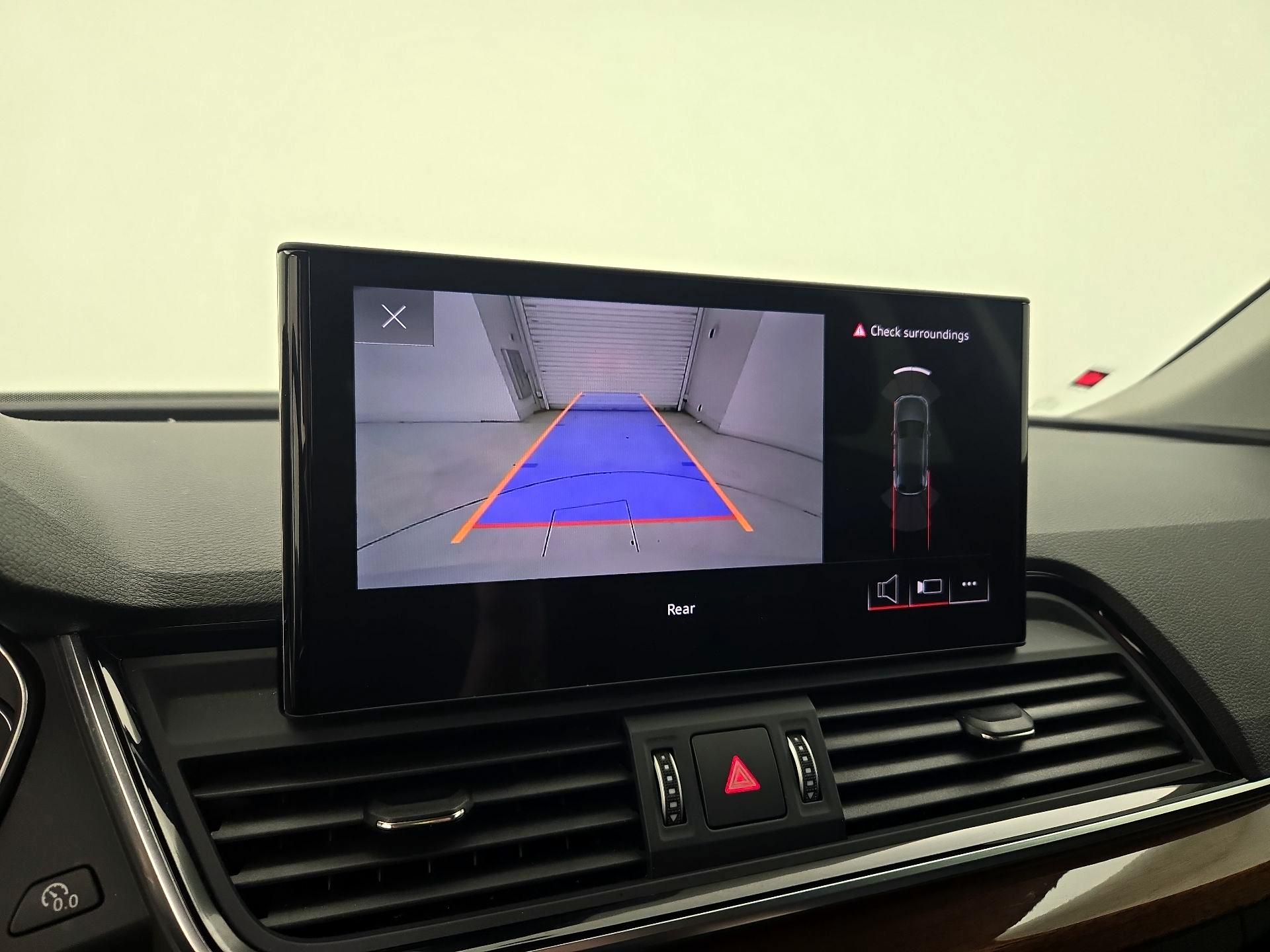 Thumbnail: 2023 Audi Q5 - 14