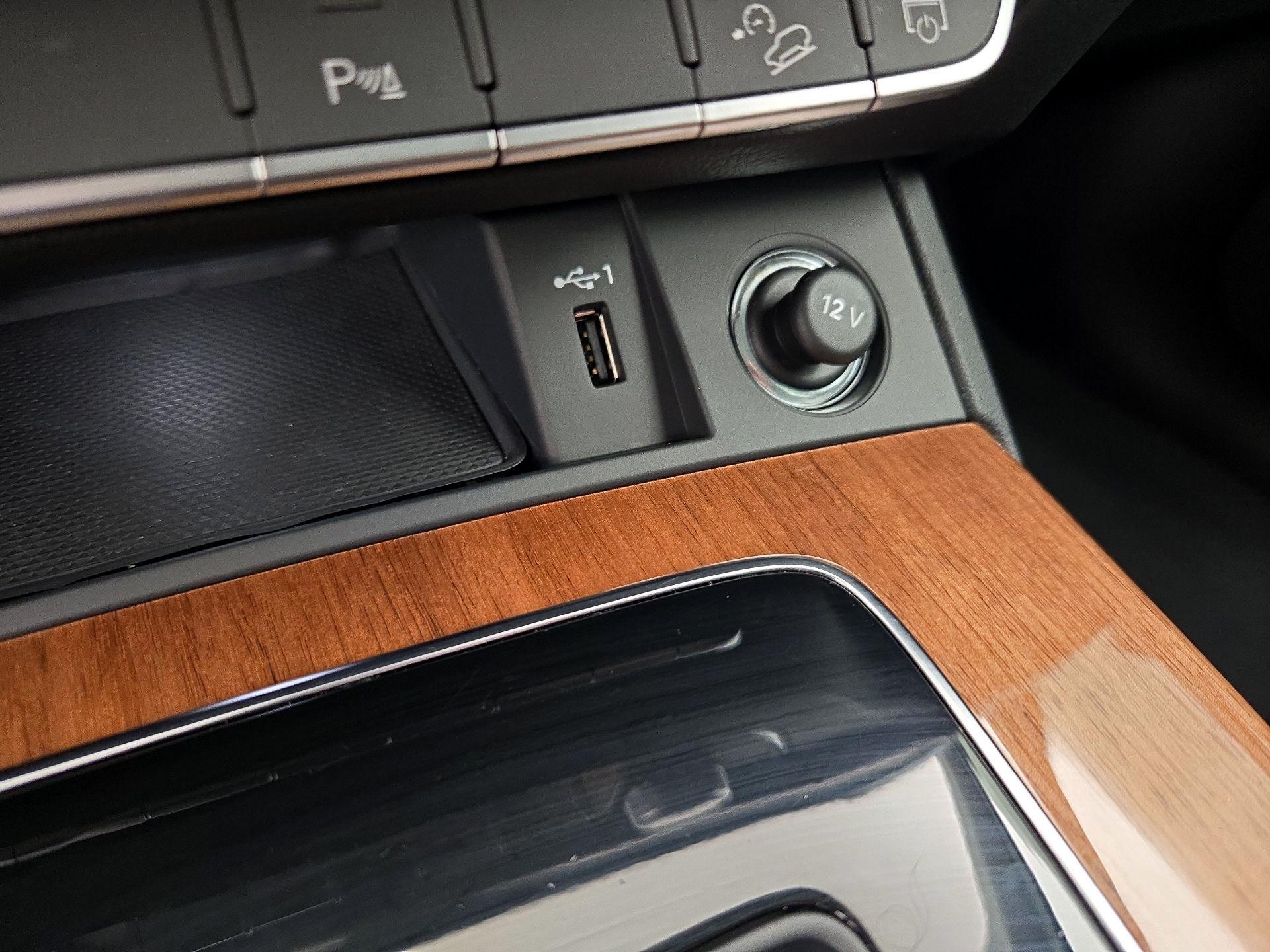 Thumbnail: 2023 Audi Q5 - 18