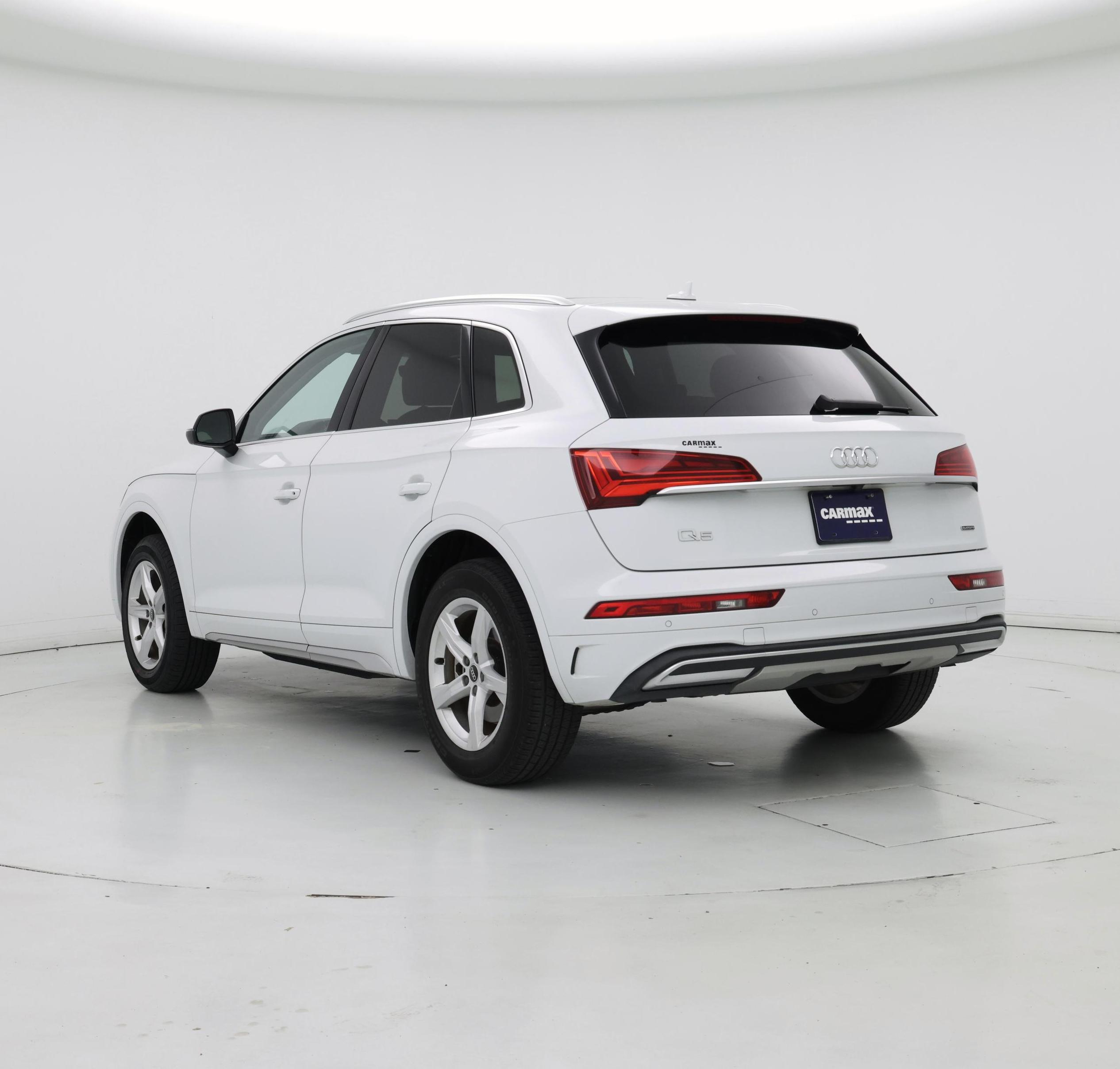 Thumbnail: 2023 Audi Q5 - 2