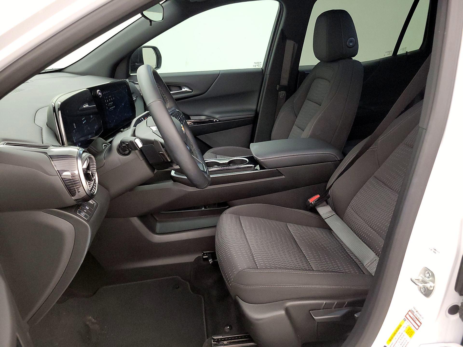 Thumbnail: 2025 Chevrolet Equinox - 11