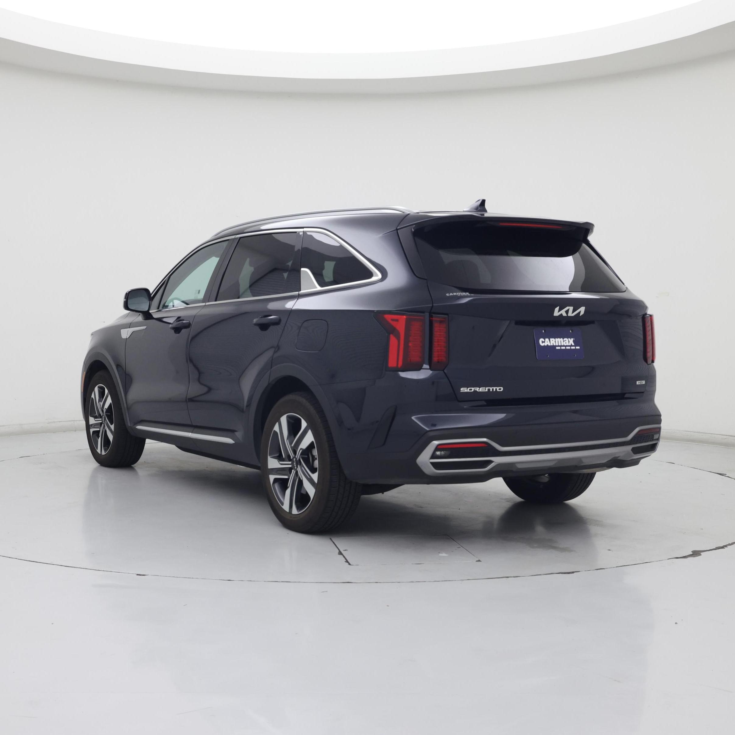 Thumbnail: 2023 Kia Sorento - 2