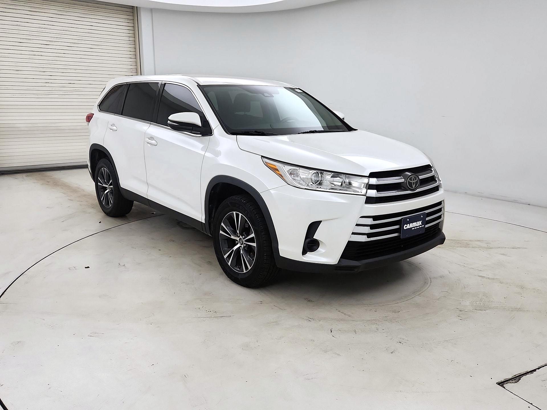 Thumbnail: 2019 Toyota Highlander - 1