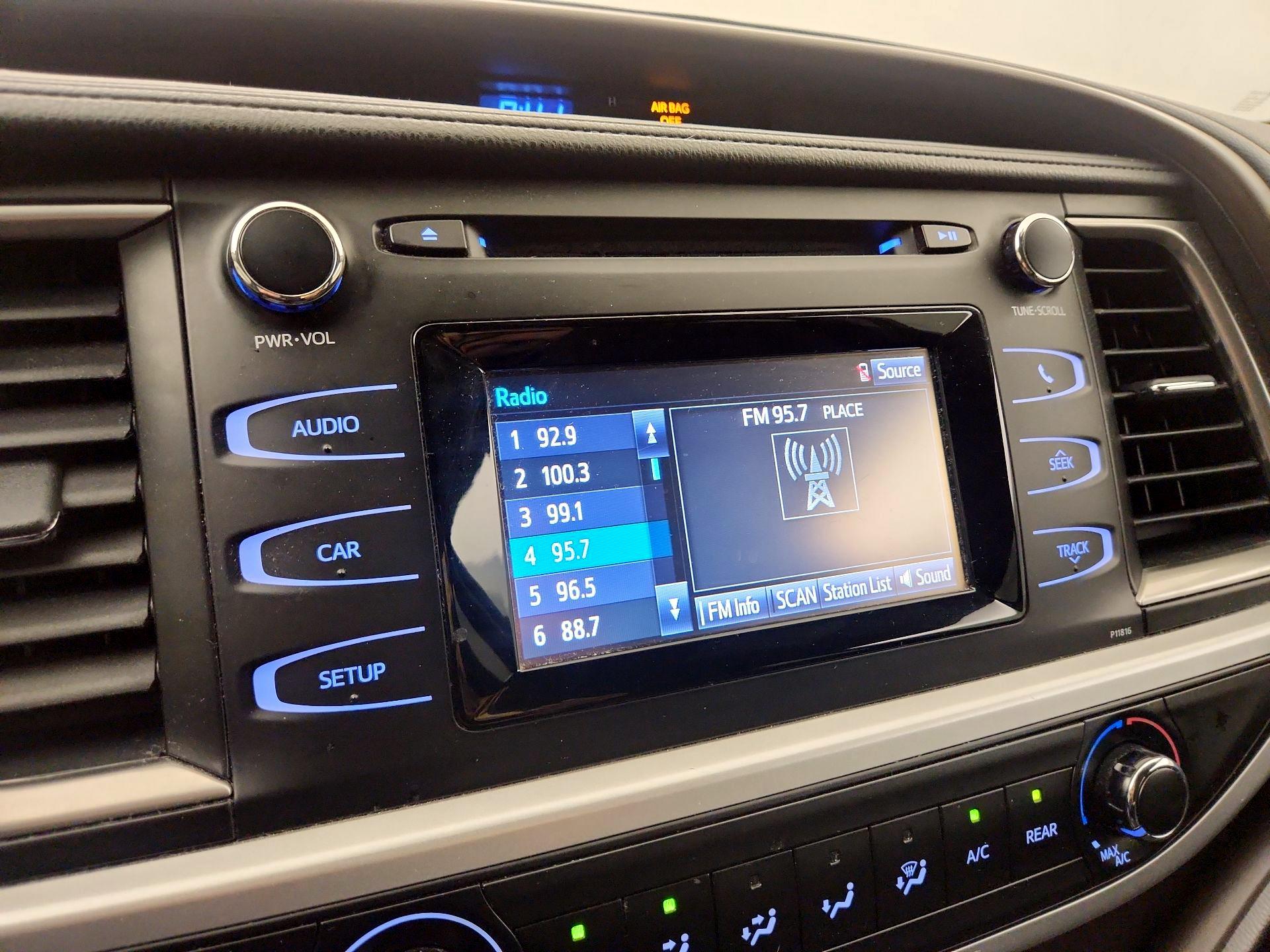 Thumbnail: 2019 Toyota Highlander - 13