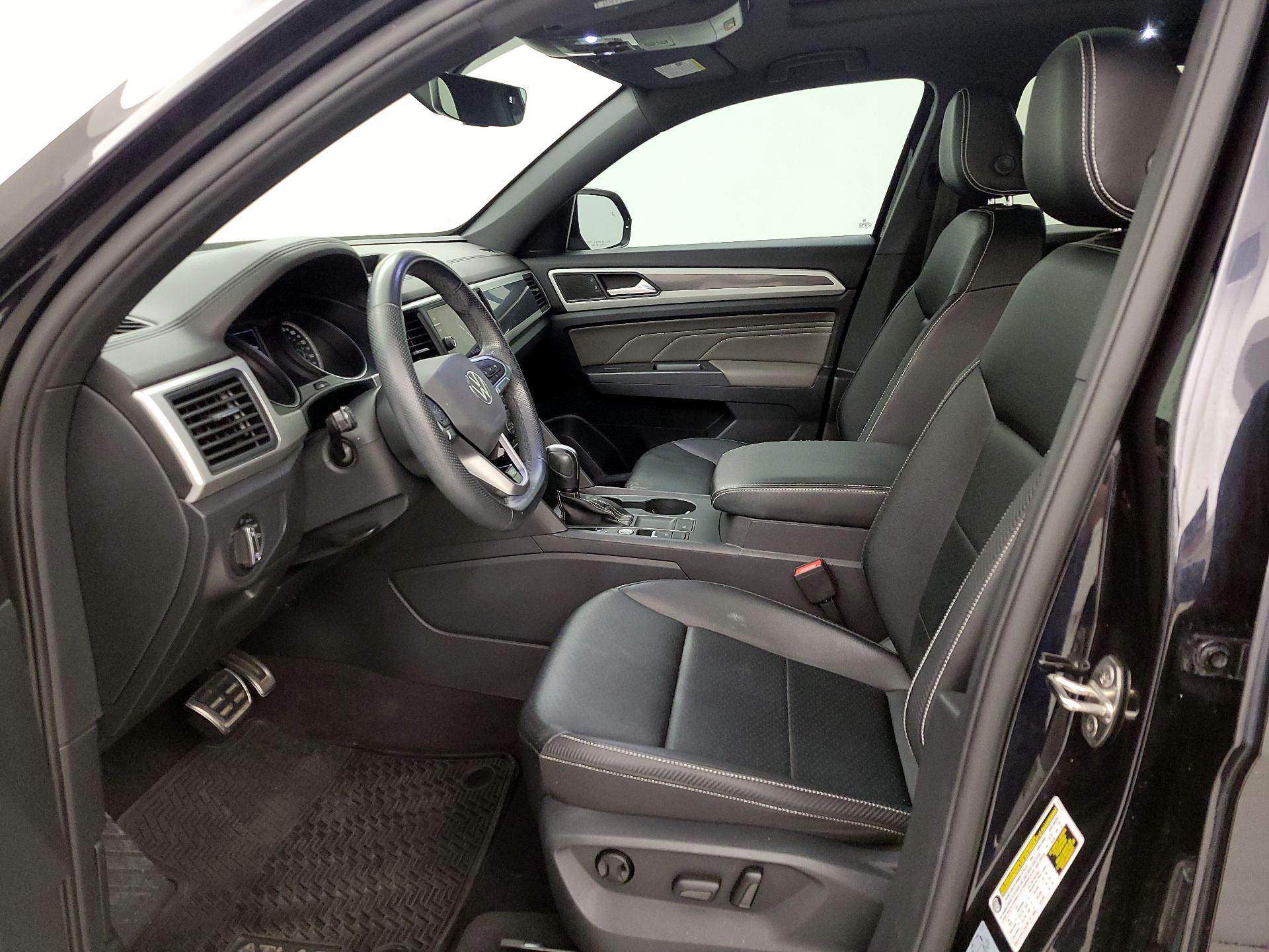 Thumbnail: 2021 Volkswagen Atlas - 11