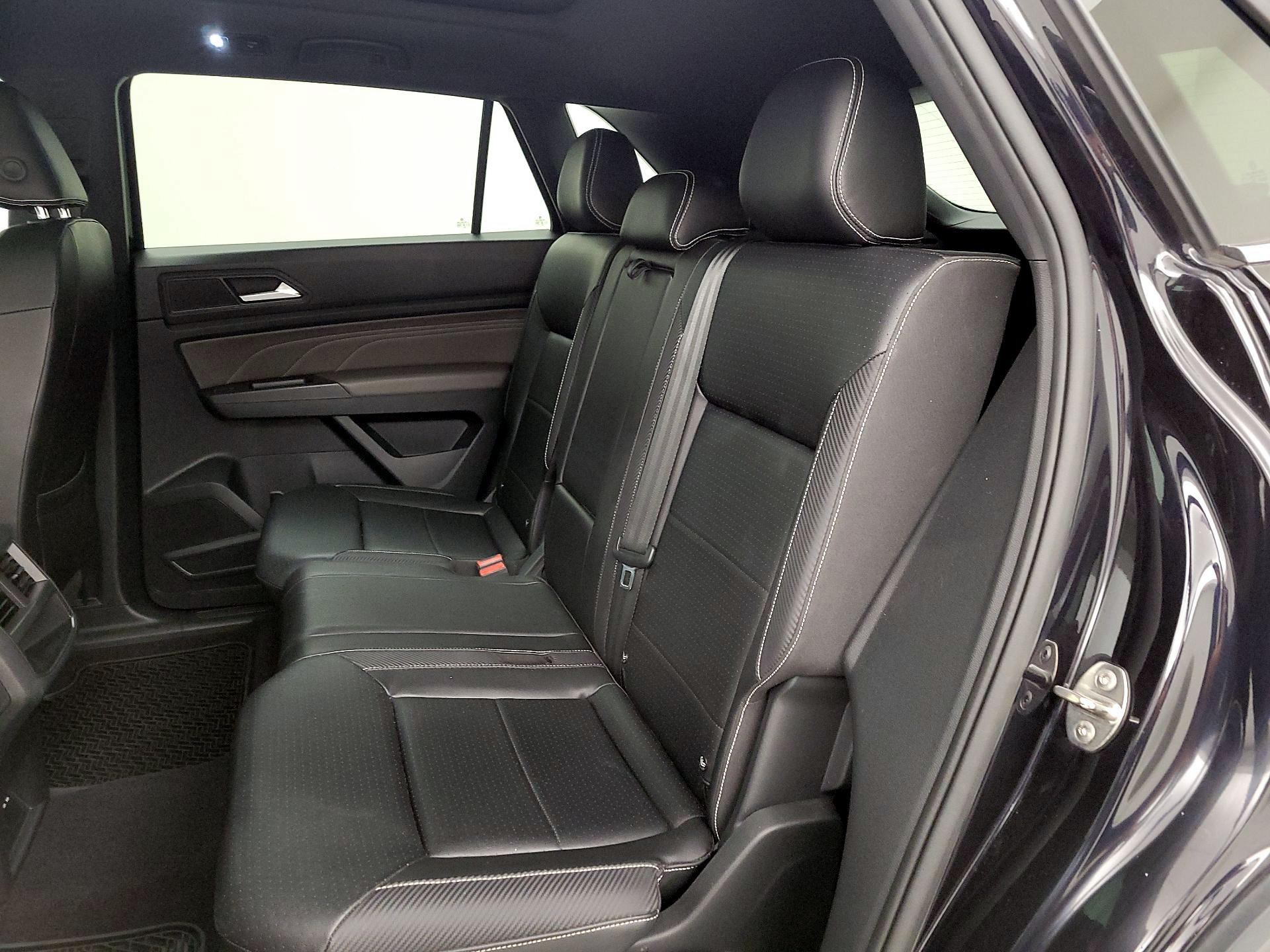 Thumbnail: 2021 Volkswagen Atlas - 20