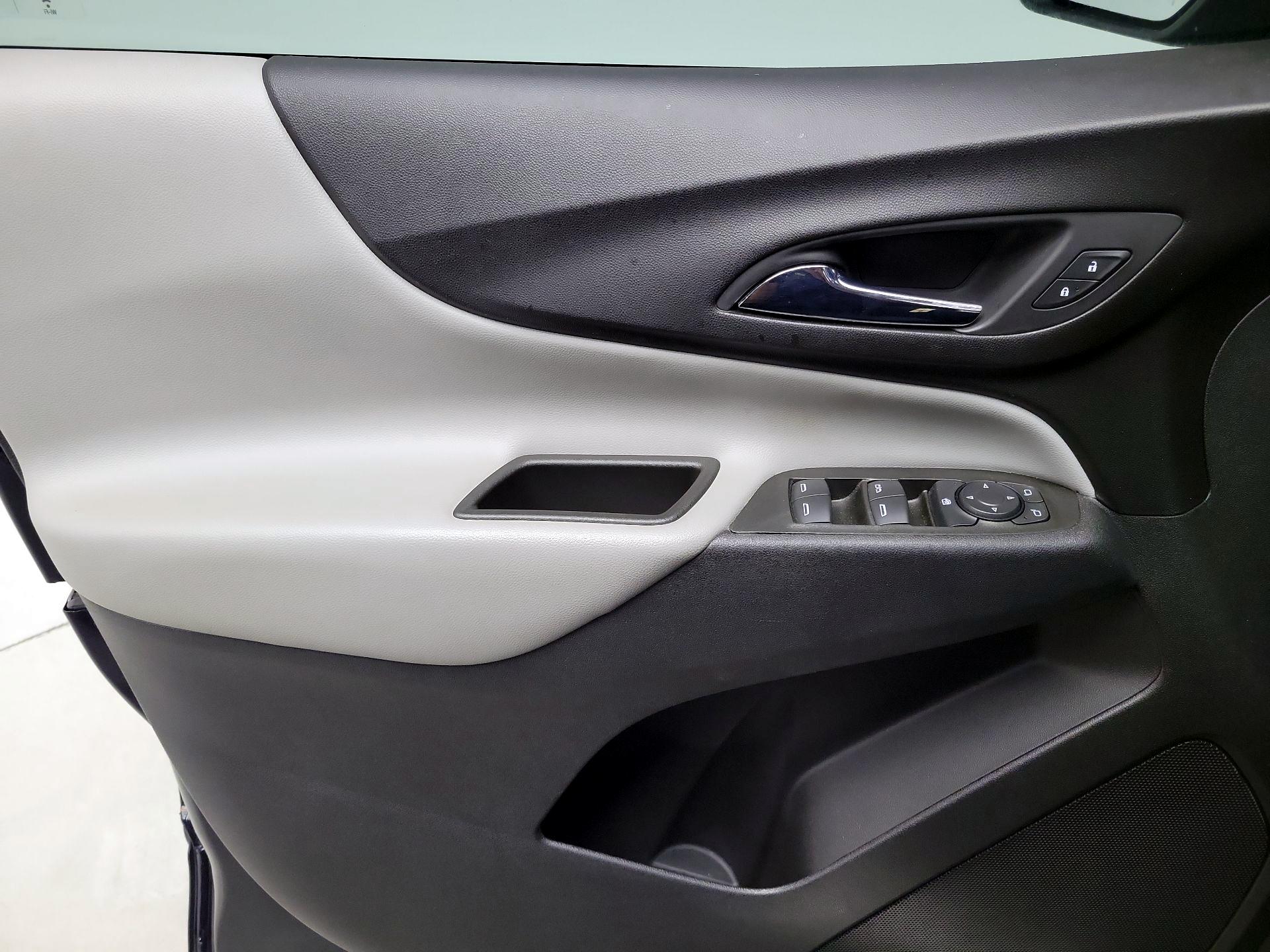 Thumbnail: 2020 Chevrolet Equinox - 12