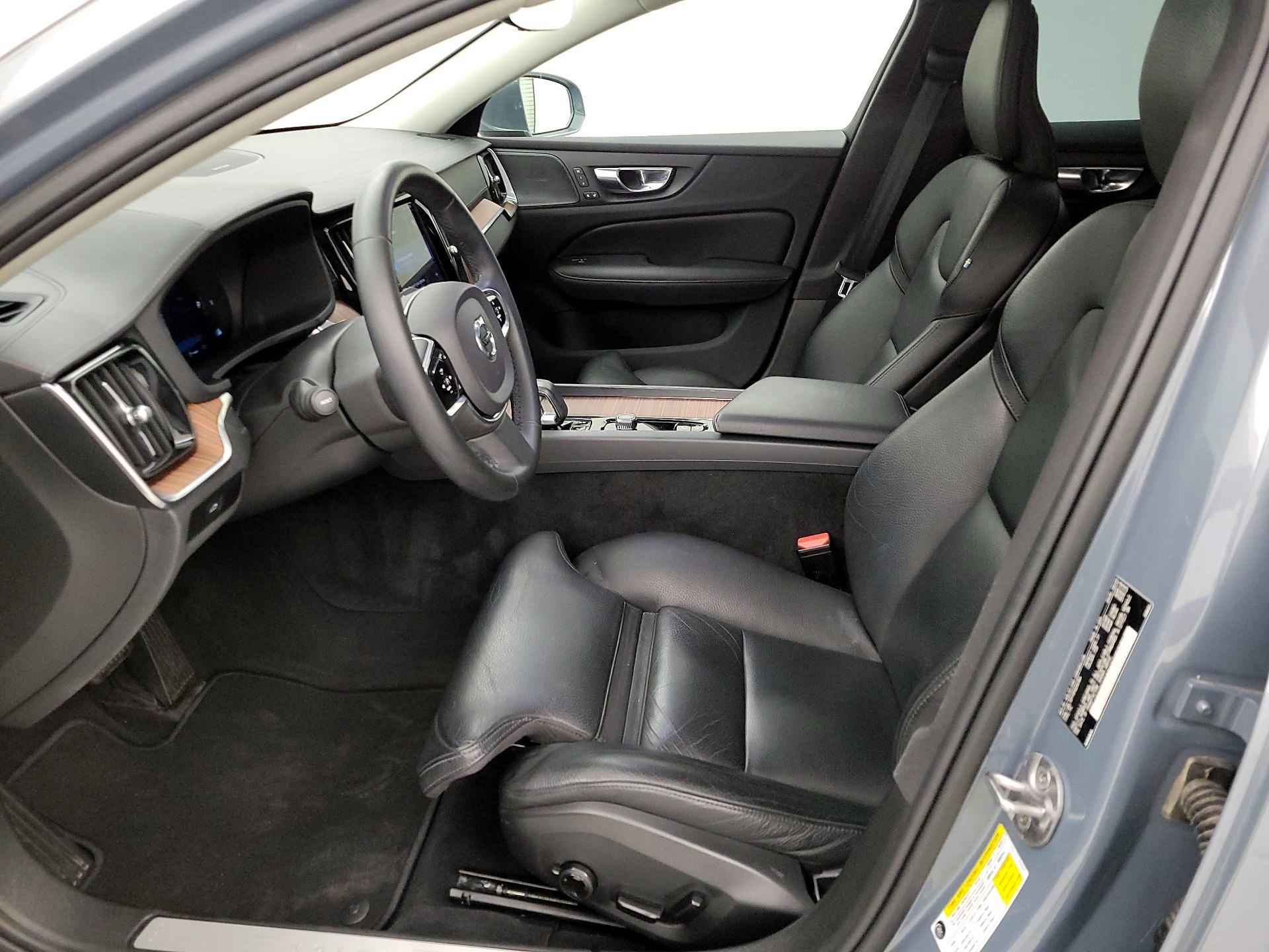 Thumbnail: 2023 Volvo S60 - 11