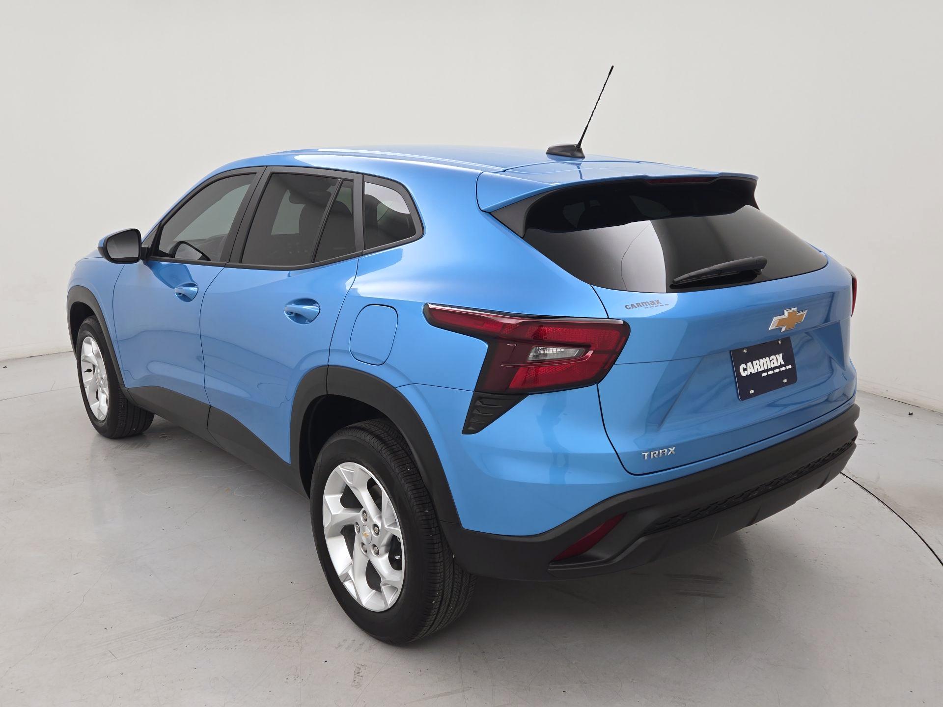 Thumbnail: 2025 Chevrolet Trax - 7