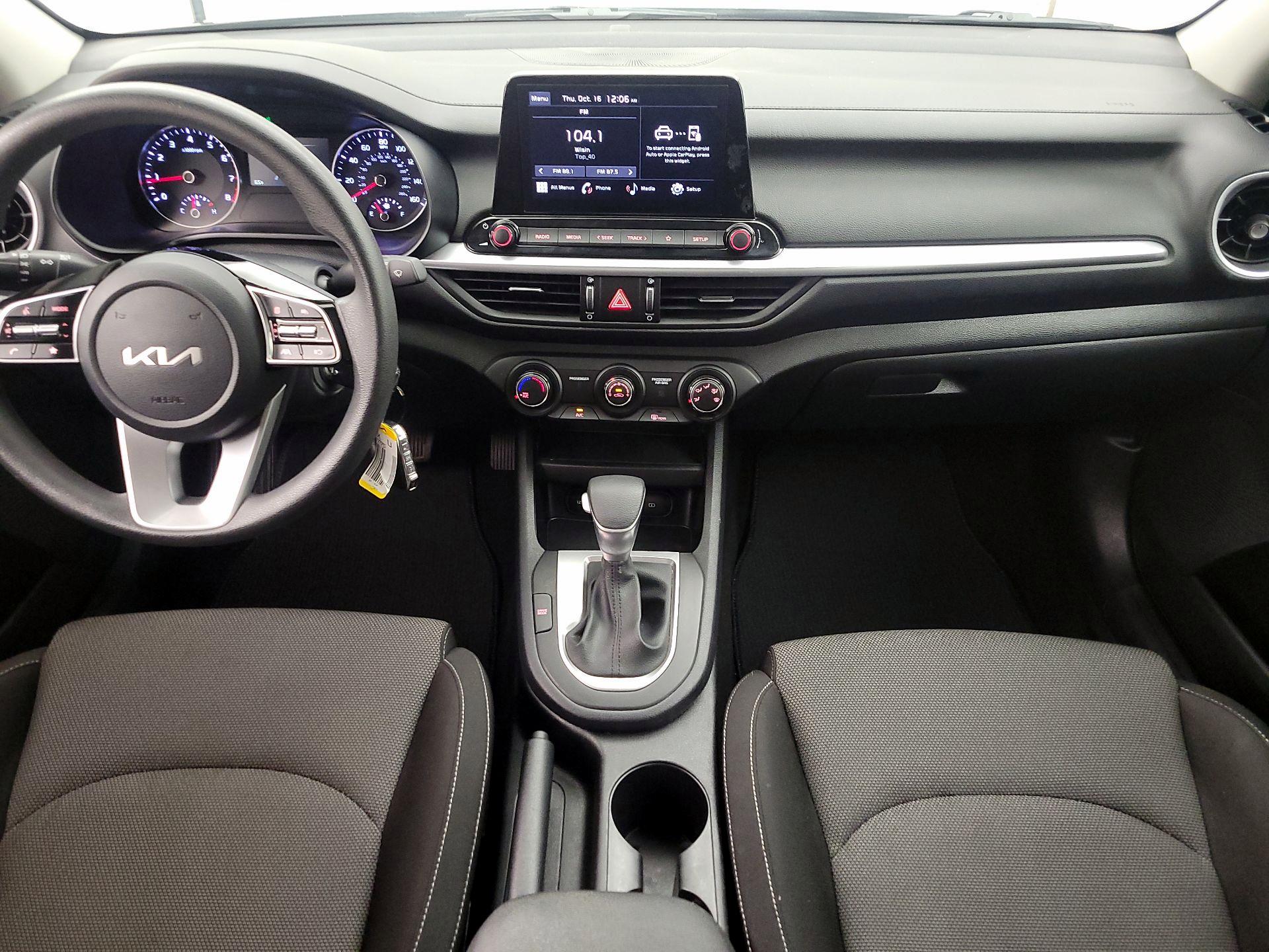 Thumbnail: 2024 Kia Forte - 9