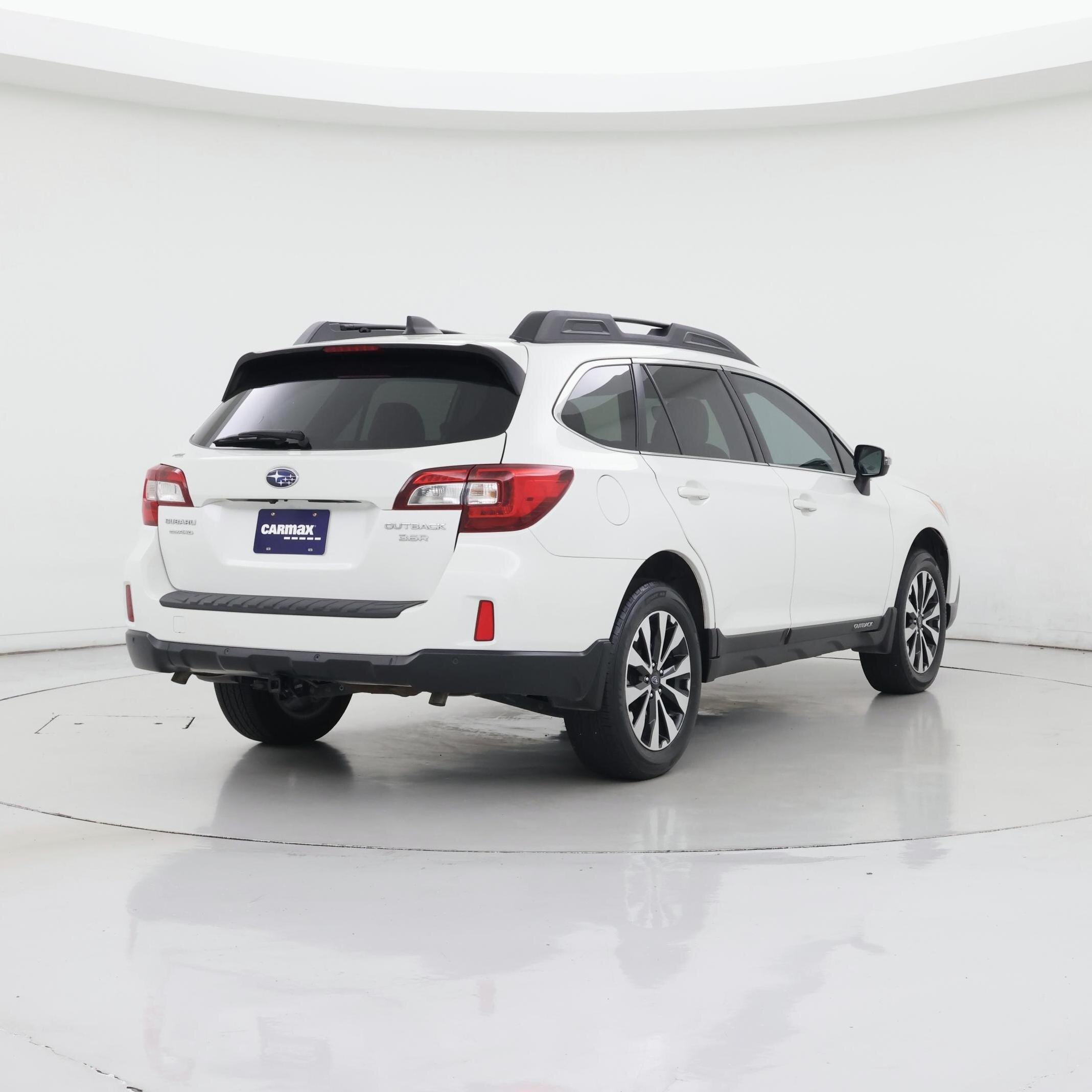 Thumbnail: 2017 Subaru Outback - 8