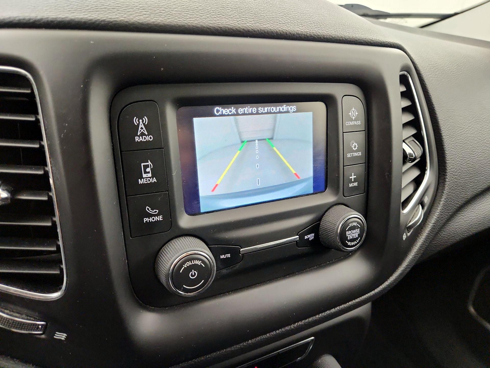 Thumbnail: 2018 Jeep Compass - 12
