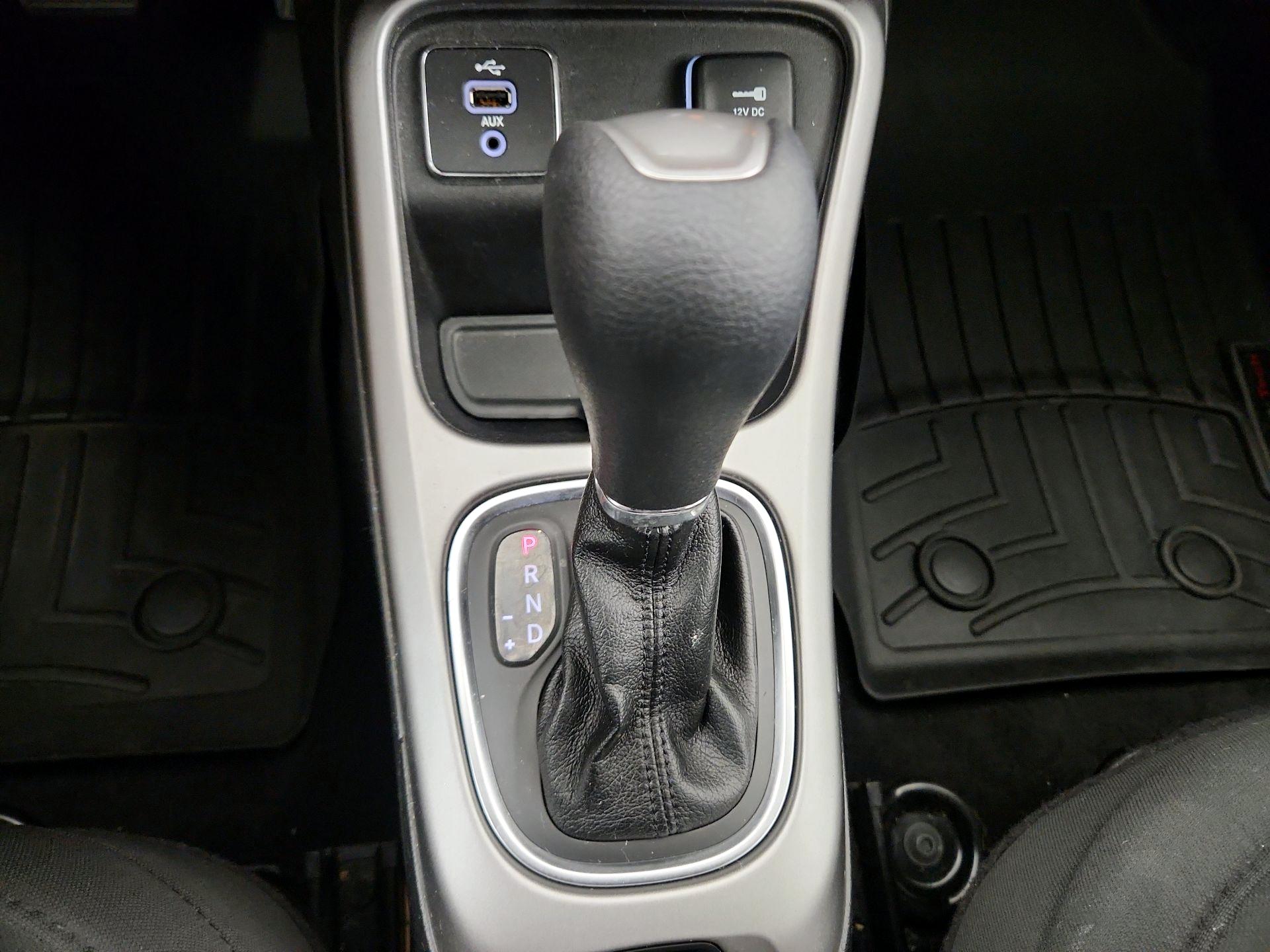 Thumbnail: 2018 Jeep Compass - 15